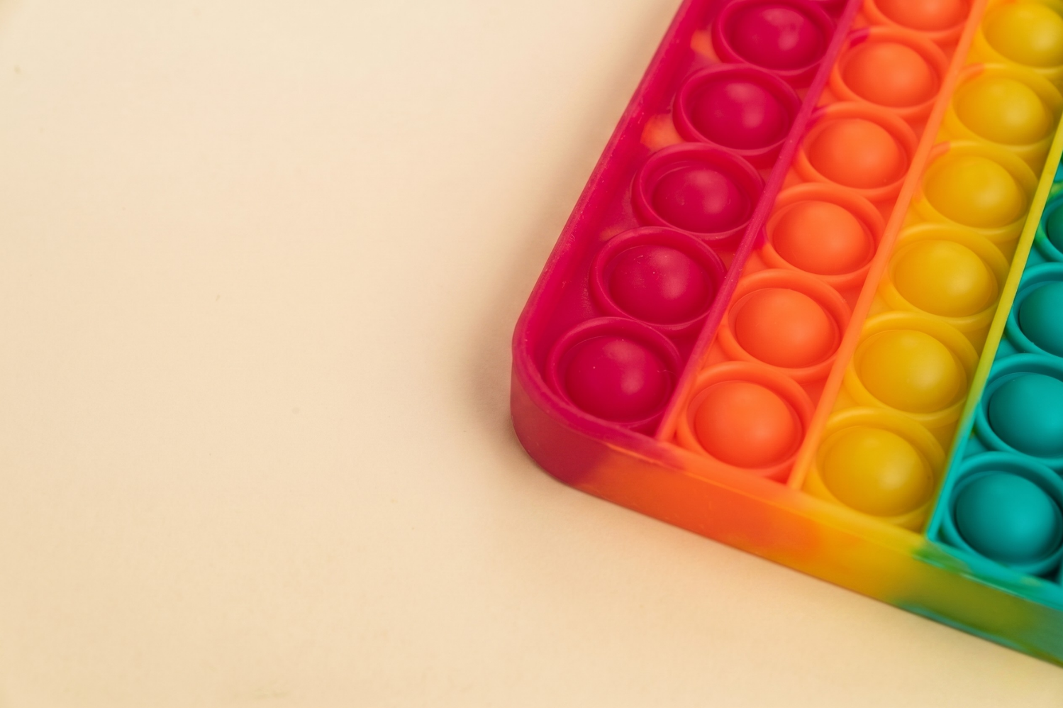 15 Sensory Toys That Work for Infusion Days (and Why Each One Helps)