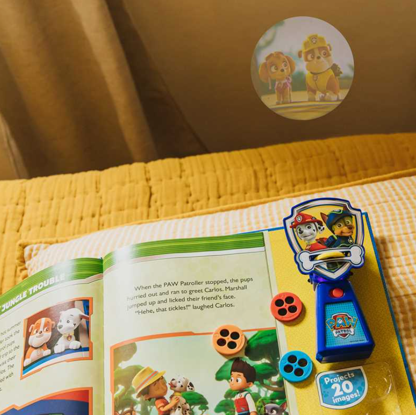 Nickelodeon Paw Patrol Movie Theater Storybook 2.png