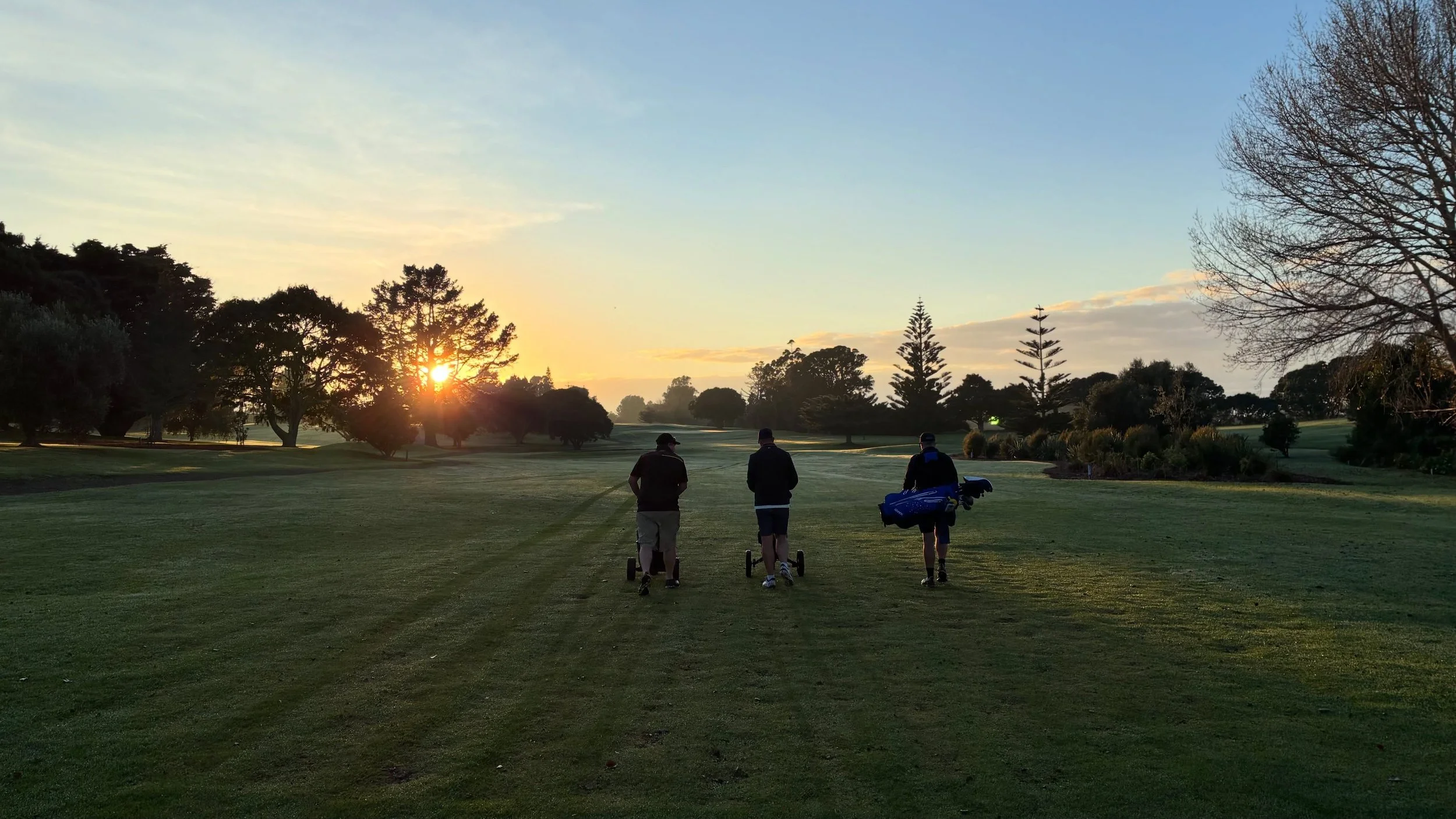 Nearly winter golf at Clark&rsquo;s Beach Golf Club.