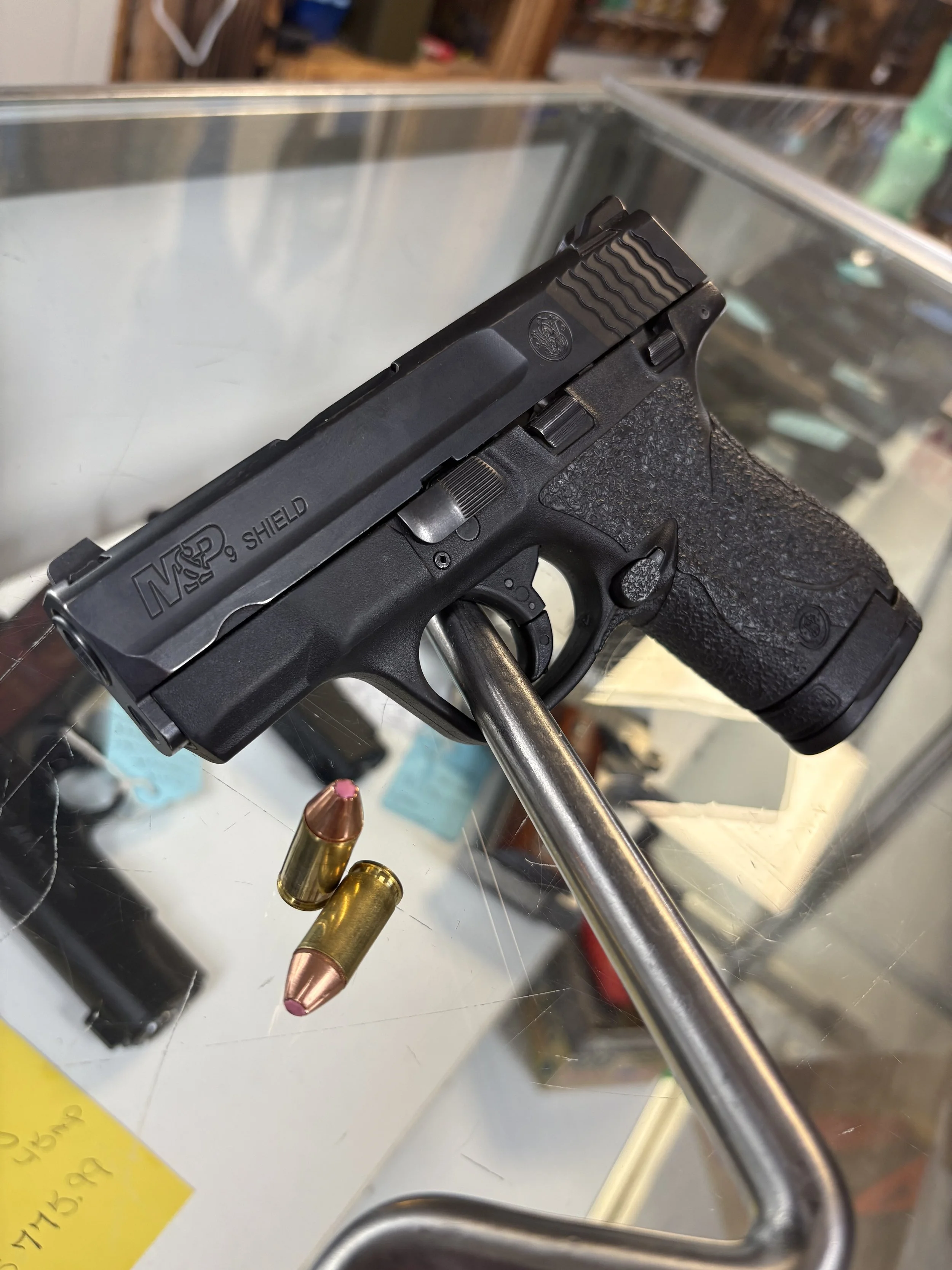 Smith & Wesson M&P 9 shield 9mm no box 1 mag
