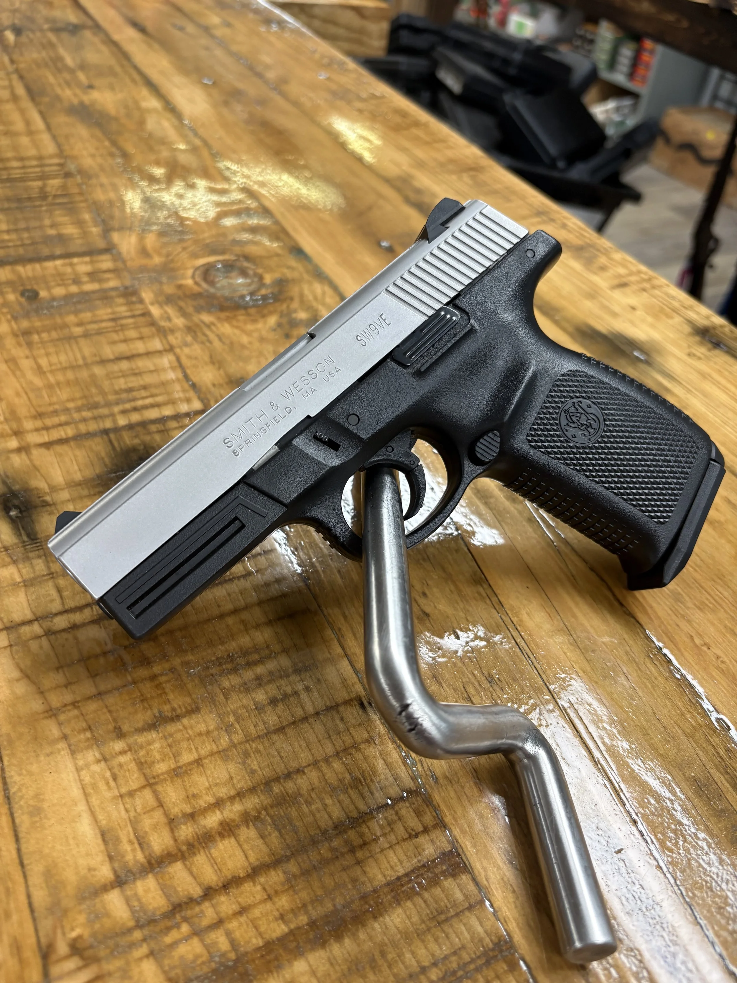 Smith & Wesson SW9VE 9mm no box