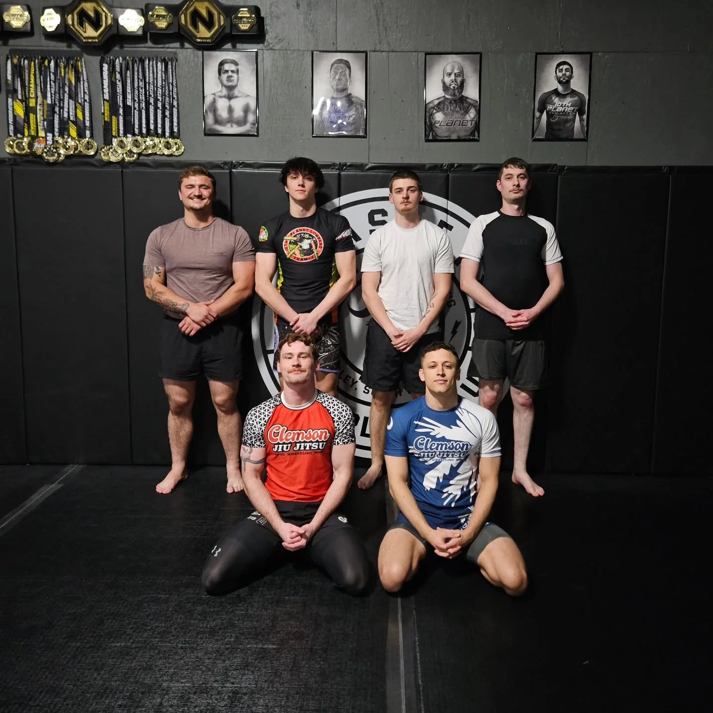 Monday's &amp; Wednesdays we have Jiu-Jitsu Fundamentals at 6 PM followed by Mixed Level Jiu-Jitsu at 7 PM!

Tomorrow we're back for:
-6:00 AM Mixed Level Jiu-Jitsu 
-6:00 PM Takedown Fundamentals 
-7:00 PM Mixed Level Jiu-Jitsu
.
.
.
.
#EGC #EasleyG