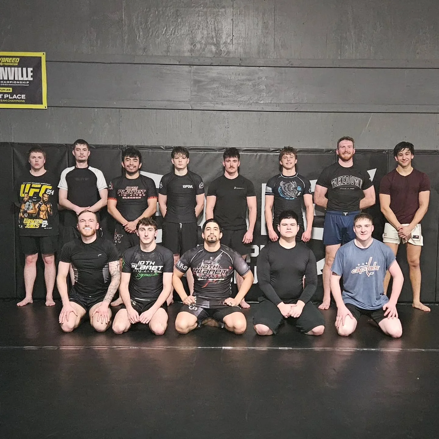 The boys got after it tonight! Sharpening up our Dog Fight options. 🔥🔥🔥

Tomorrow we're back at:
-6:00 AM Mixed Level Jiu-Jitsu 
-6:00 PM Takedown Fundamentals 
-7:00 PM Mixed Level Jiu-Jitsu 
.
.
.
.
#EGC #EasleyGrapplingClub  #NoGi #JiuJitsu #Wr