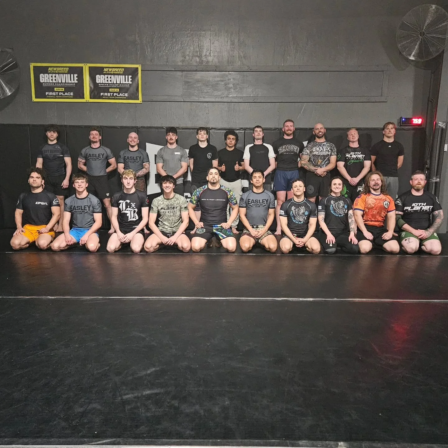 Monday triple headers at the Club just hit different! 

Join us again tomorrow: 
-6:00 AM Mixed Level Jiu-Jitsu 
-6:00 PM Takedown Fundamentals 
-7:00 PM Mixed Level Jiu-Jitsu 
.
.
.
.
#EGC #EasleyGrapplingClub #NoGi #JiuJitsu #Wrestling