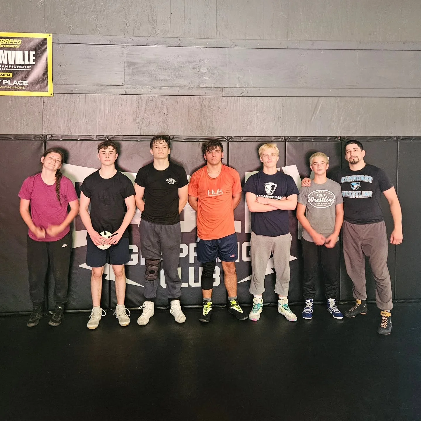 We keep on rolling through our Freestyle turns!

Make sure you're getting to practice as we keep working our international styles this off-season. 
.
.
.
.
#EGC #EasleyGrapplingClub  #NoGi #JiuJitsu #Wrestling
