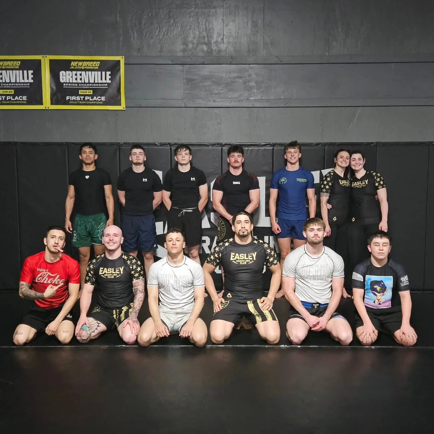 Back in focus! 📸 
Fundamentals 🫱🏻&zwj;🫲🏼 Jiu-Jitsu 🫱🏻&zwj;🫲🏼 Wrestling 

Tomorrow's Schedule 👇🏽
-6:00 AM Mixed Level Jiu-Jitsu 
-6:00 PM ❌️CANCELED❌️
-7:00 PM Mixed Level Jiu-Jitsu 
.
.
.
.
#EGC #EasleyGrapplingClub #NoGi #JiuJitsu #Wrestl