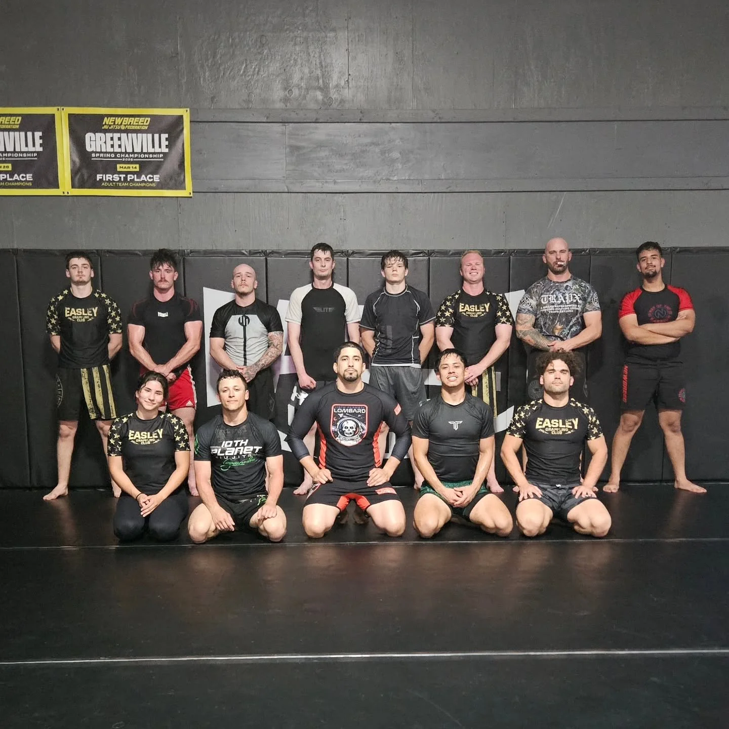 Back to Back to Back scraps tonight at the Club!

We're back tomorrow for: 
-6:00 AM Mixed Level Jiu-Jitsu 
-7:00 PM Mixed Level Jiu-Jitsu 
.
.
.
.
#EGC #EasleyGrapplingClub #NoGi #JiuJitsu #Wrestling