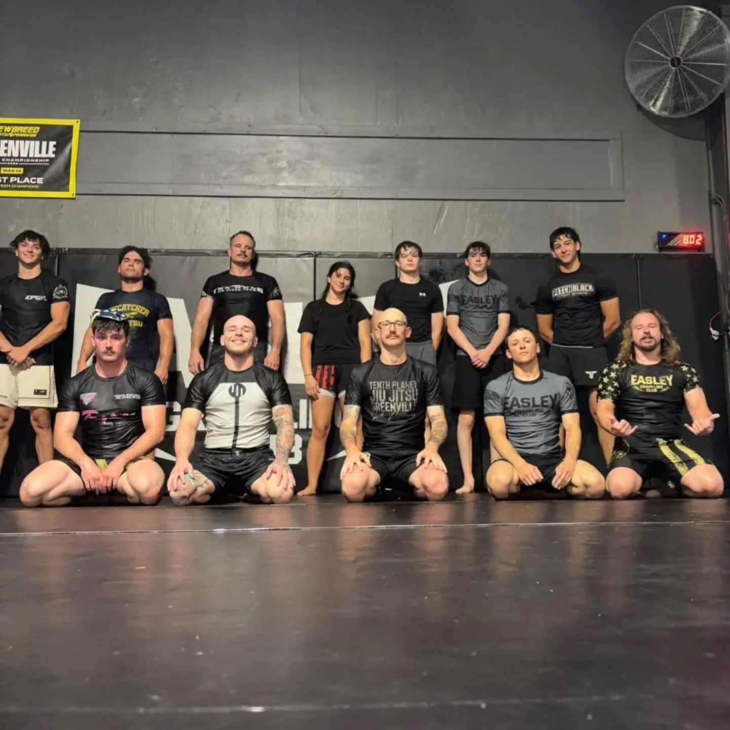 Thursday night rounds at the Club brought to you by @brandonstain 🔥

Tomorrow we close out the week with Wrestling practice at 6:30 PM!
.
.
.
.
#EGC #EasleyGrapplingClub #NoGi #JiuJitsu #Wrestling