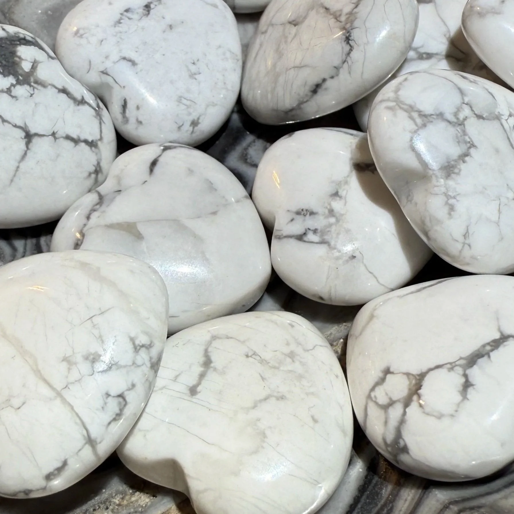 Howlite Hearts