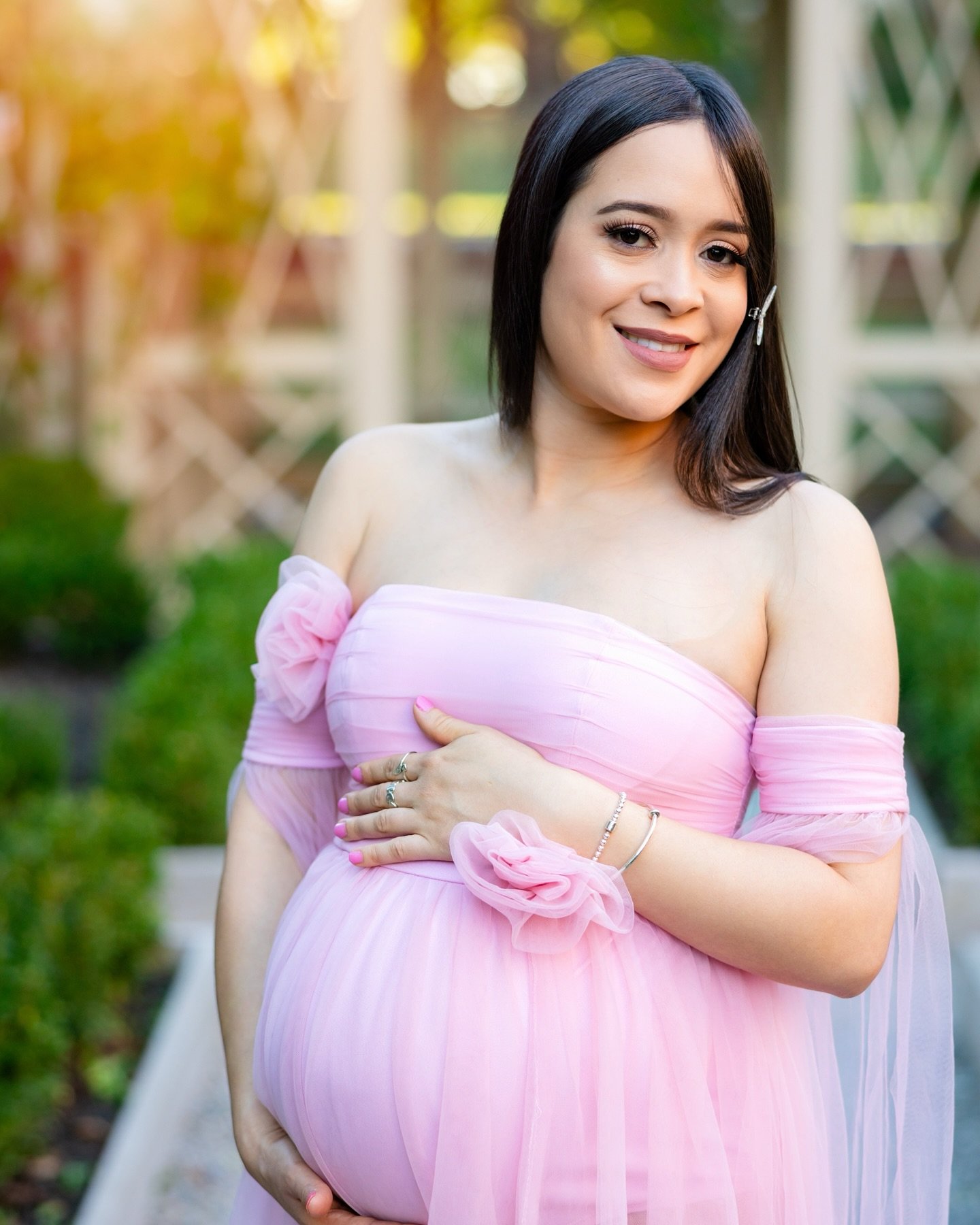 From moments of anticipation to shared smiles, every family story deserves to be told. Let&rsquo;s turn these moments into memories that last a lifetime. 
&mdash;&mdash;&mdash;
#PhiladelphiaPhotographer #WilmingtonPhotographer #TrentonPhotographer #C