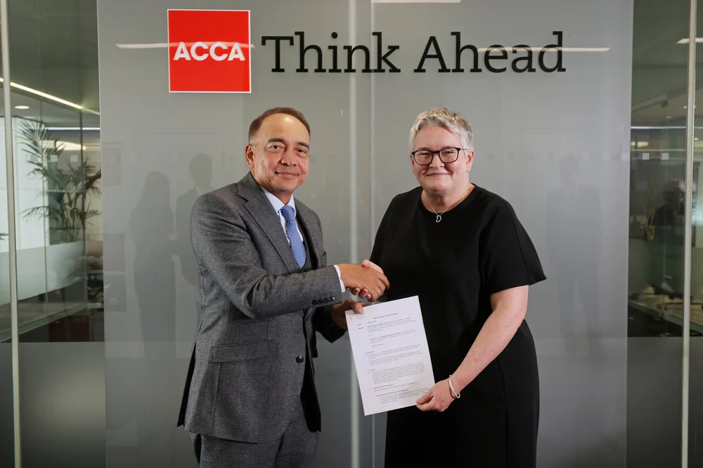 ACCA_signing__008.jpg