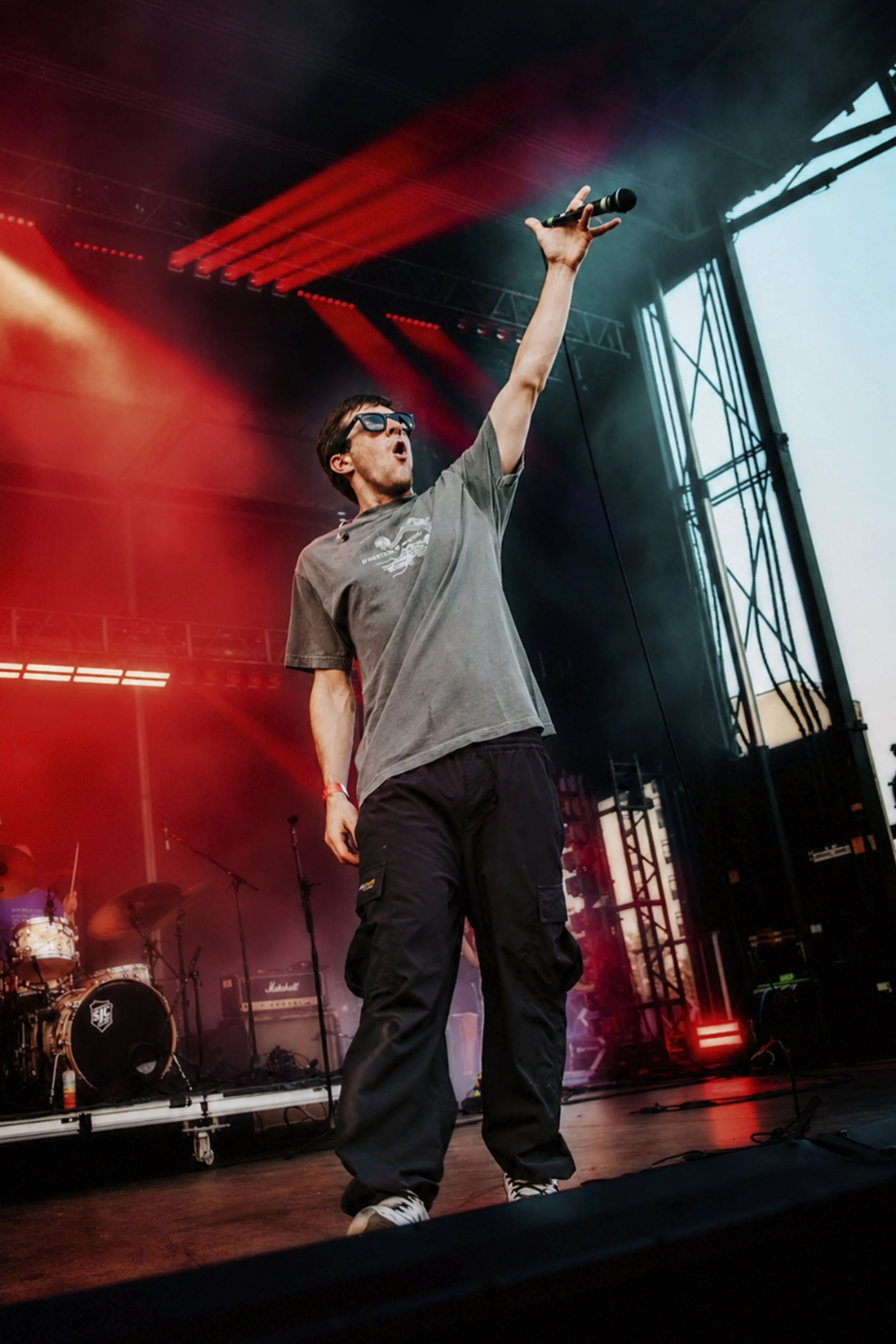 knuckle puck-03 copy.jpg