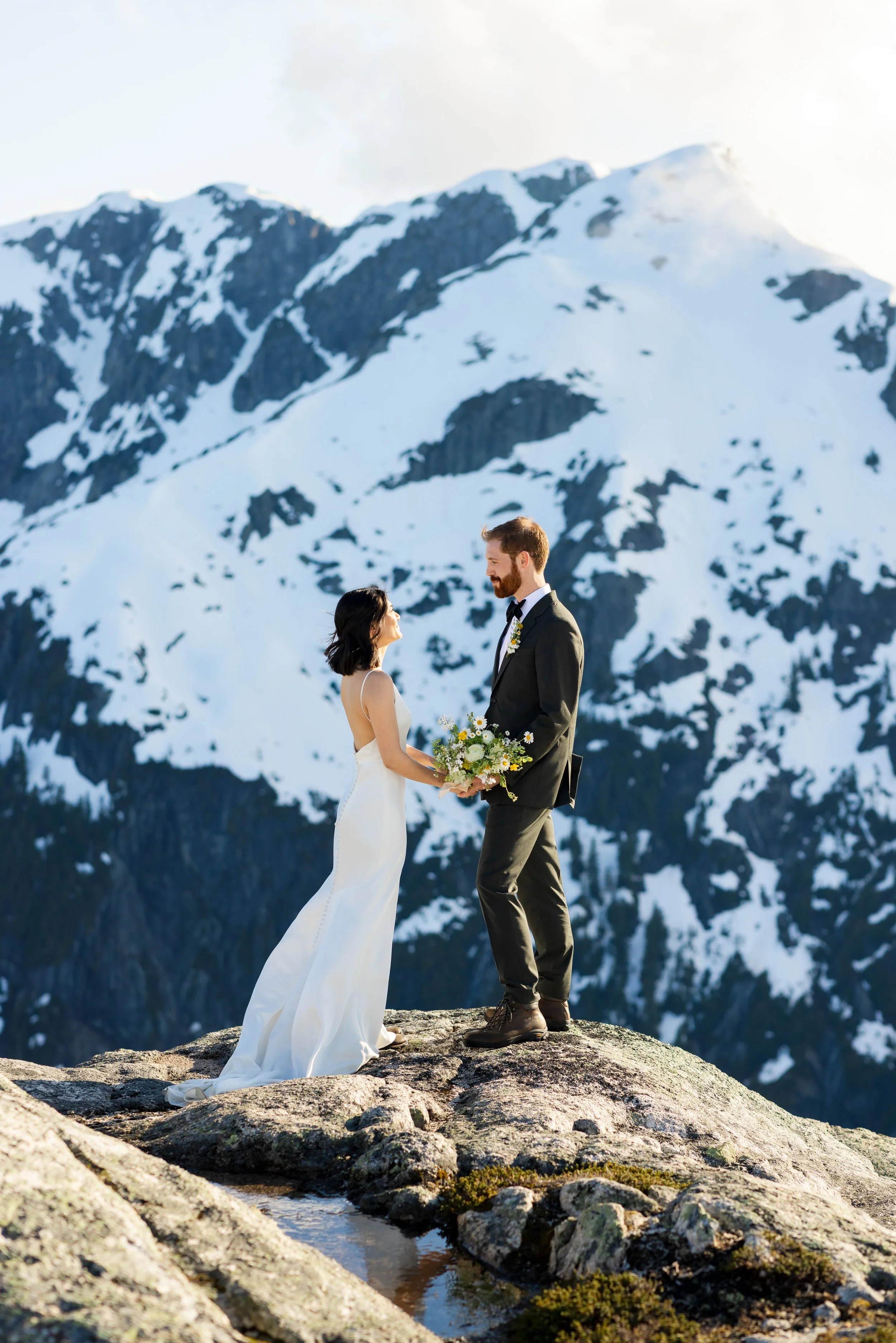 Squamish small wedding