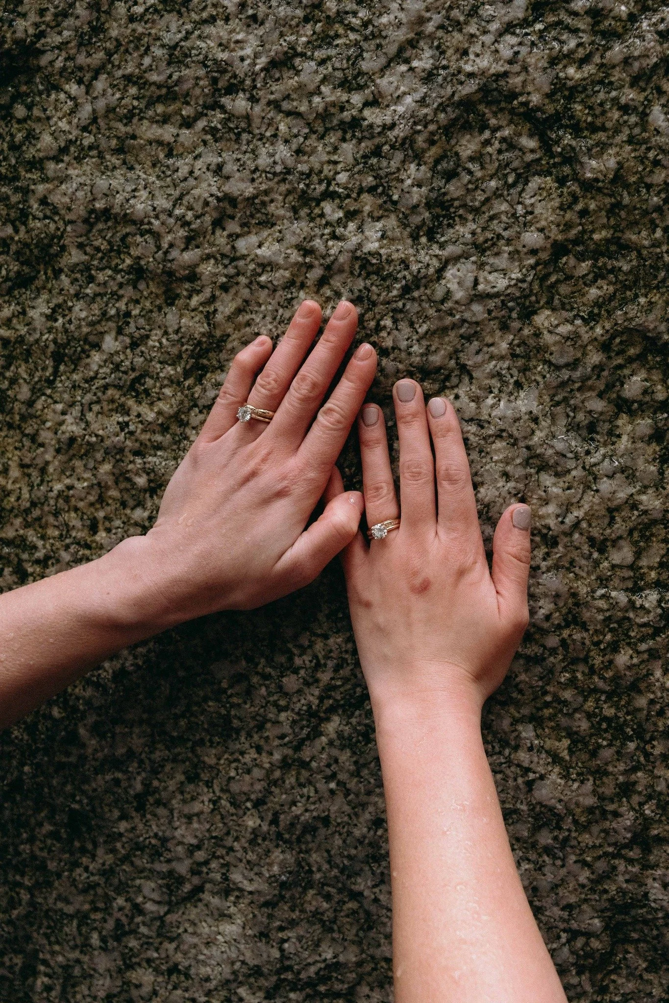 Yesterday's couple, setting their marriage in stone - Squamish granite, to be exact 🧡
Photo by the beautiful @gabrielalephotography 
As part of a Squamish Elopement Package.
CONGRATS D+B
