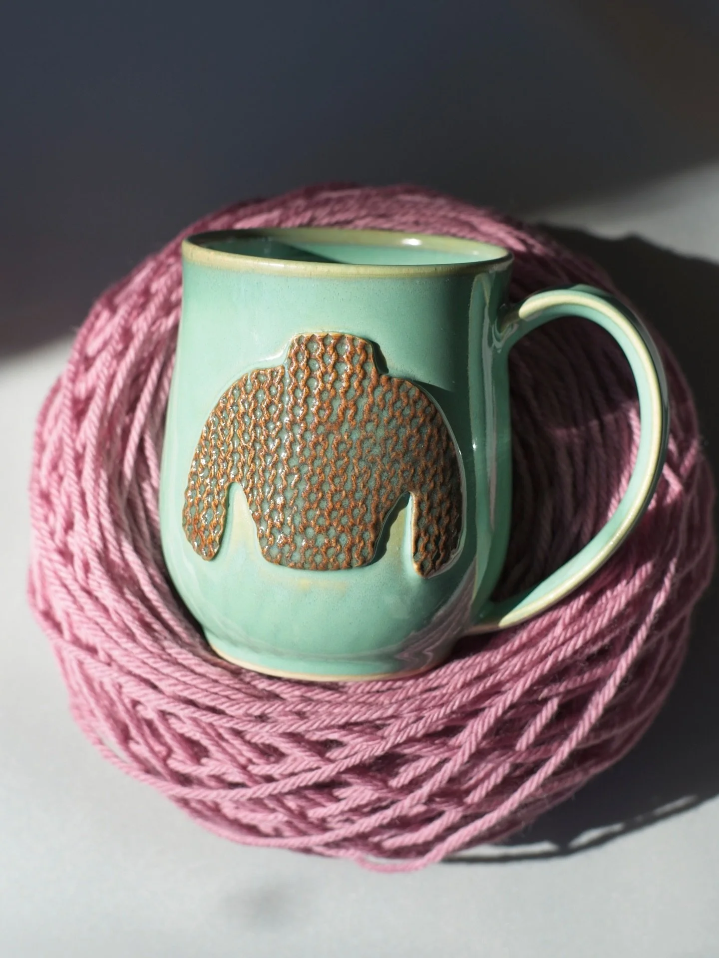 When knitting obsession starts leaking into pottery&hellip; 🧶☕️ 
I&rsquo;ve been experimenting with a few ideas in this realm lately - these are lil imprints of my own knits. I love the textures of these knit and purl sweaters, and if you look close