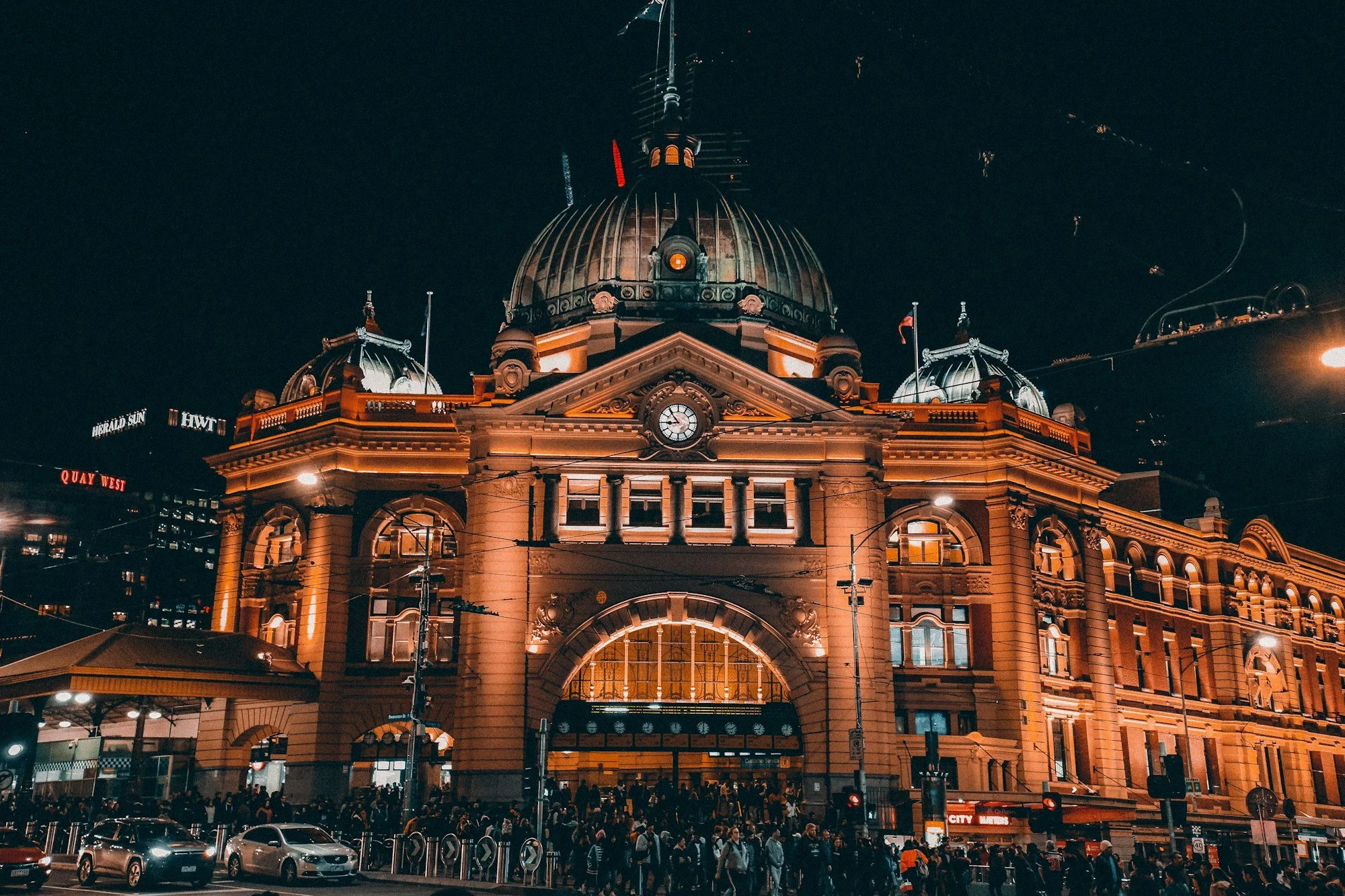 Night photography locations in Melbourne: where to stand