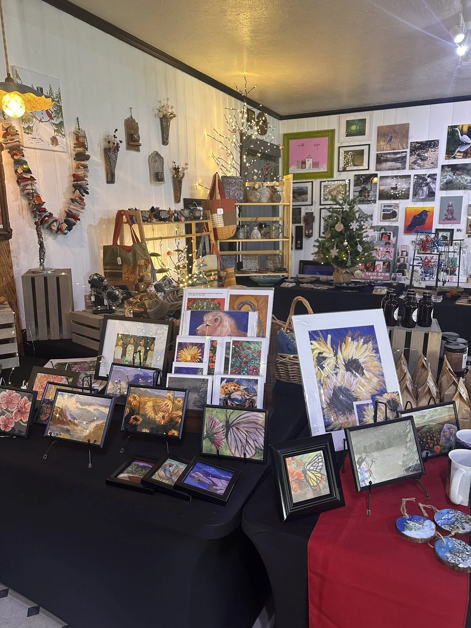 Holiday Market 2025