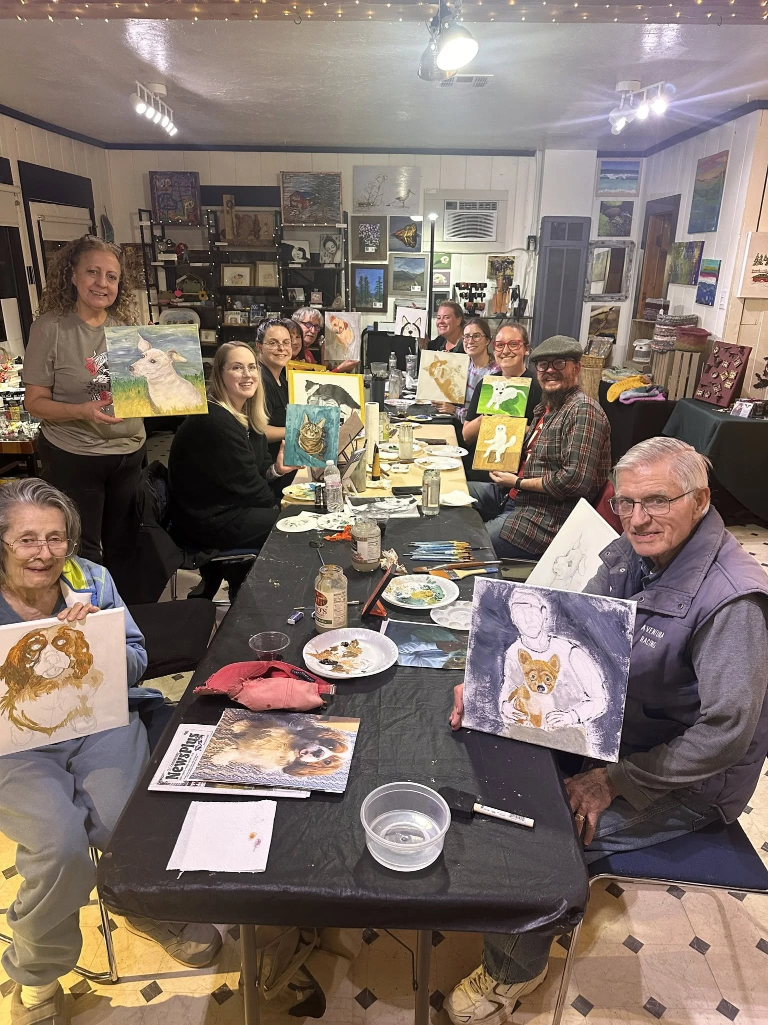 Pet Portrait Acrylic Paintings with Cheyanne Hunter.