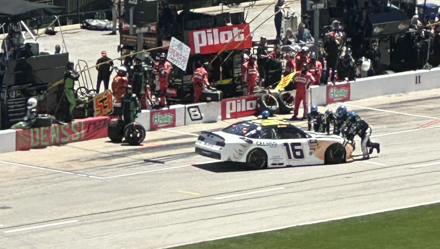 XFINITY: Smoke in the cockpit signals early end to Christian Eckes’ race in Texas