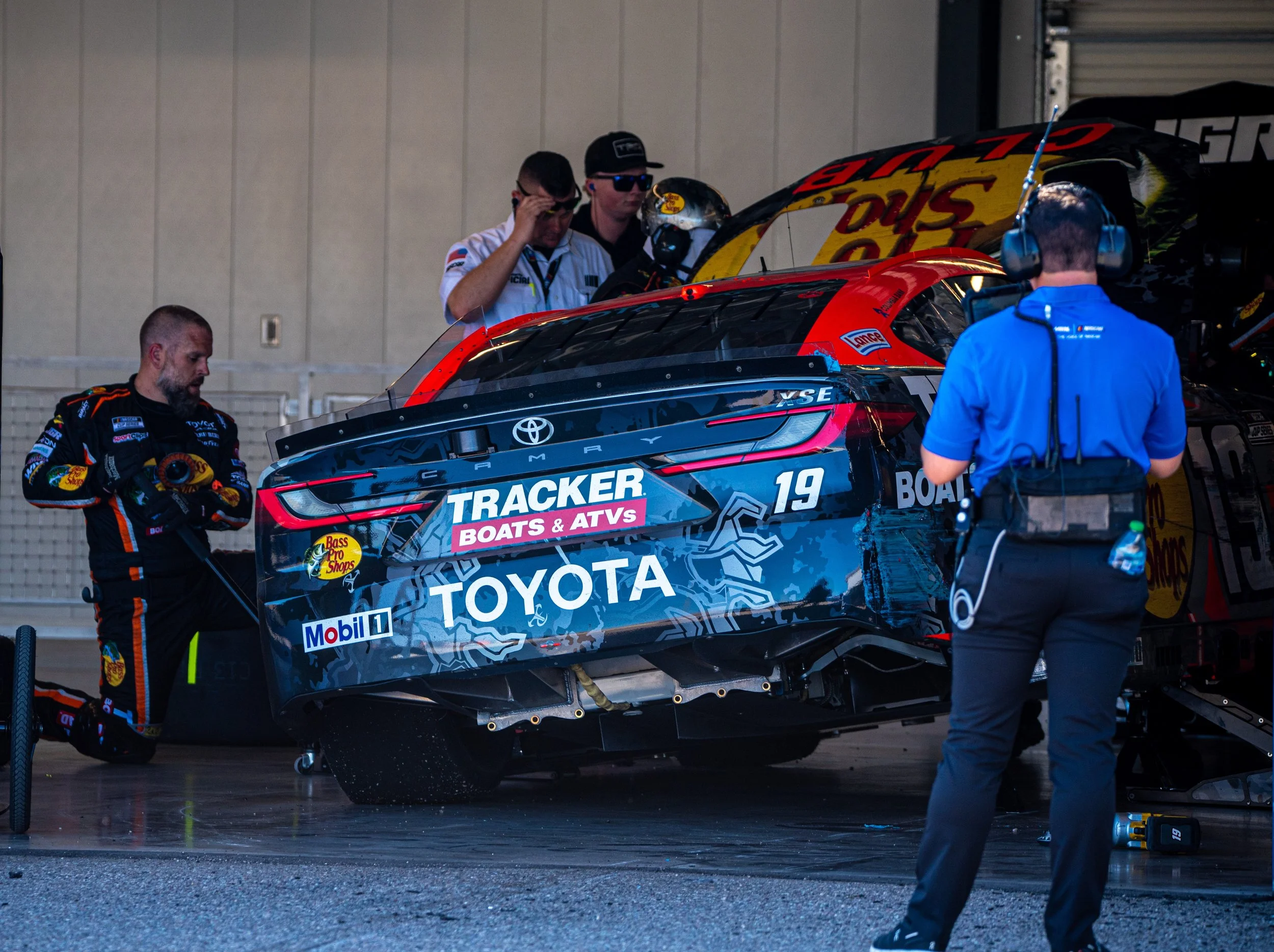 CUP: Chase Briscoe scores third last-place finish in six races, again while running in the Top 5