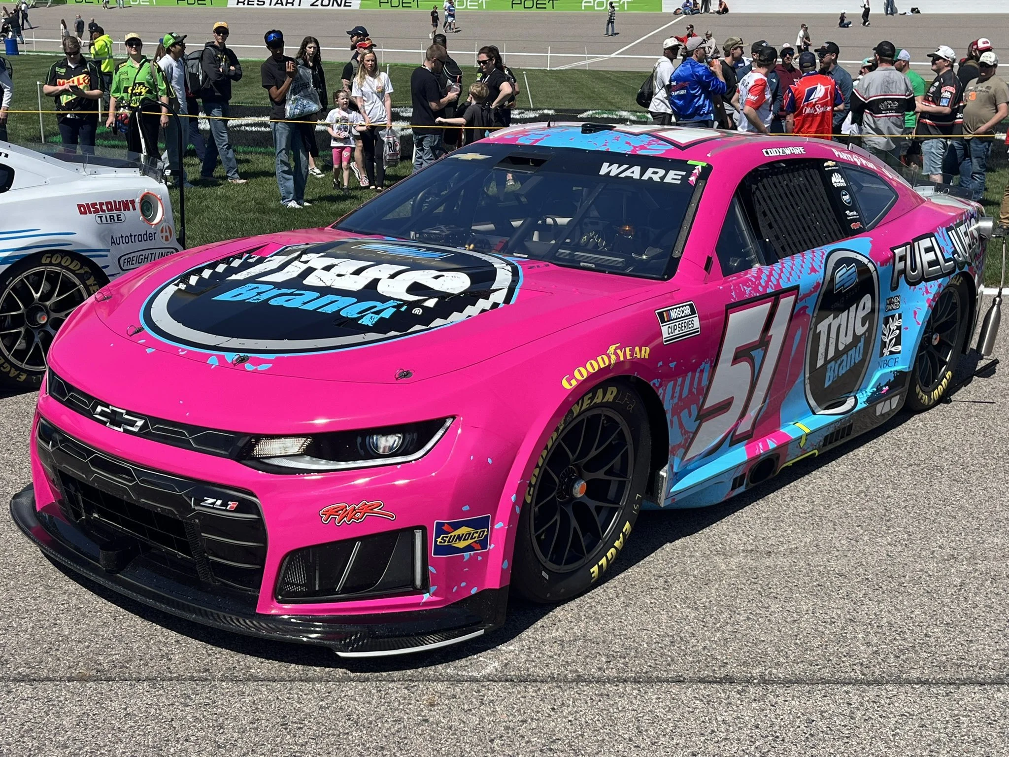 CUP: Spin within sight of the white flag only part of the story of Cody Ware’s race-long battle in Kansas 