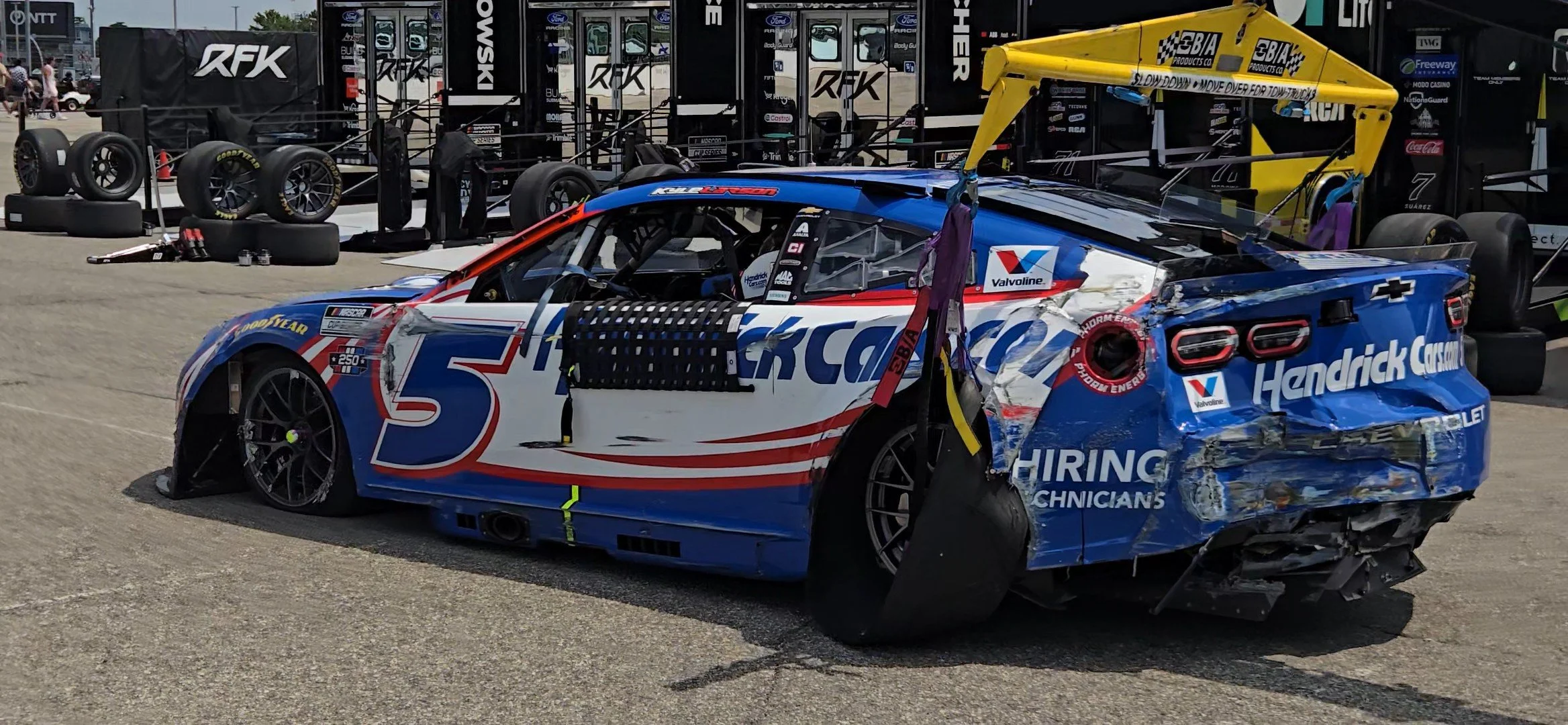 CUP: Kyle Larson’s perplexing streak of bad luck continues with hard crash at Indianapolis