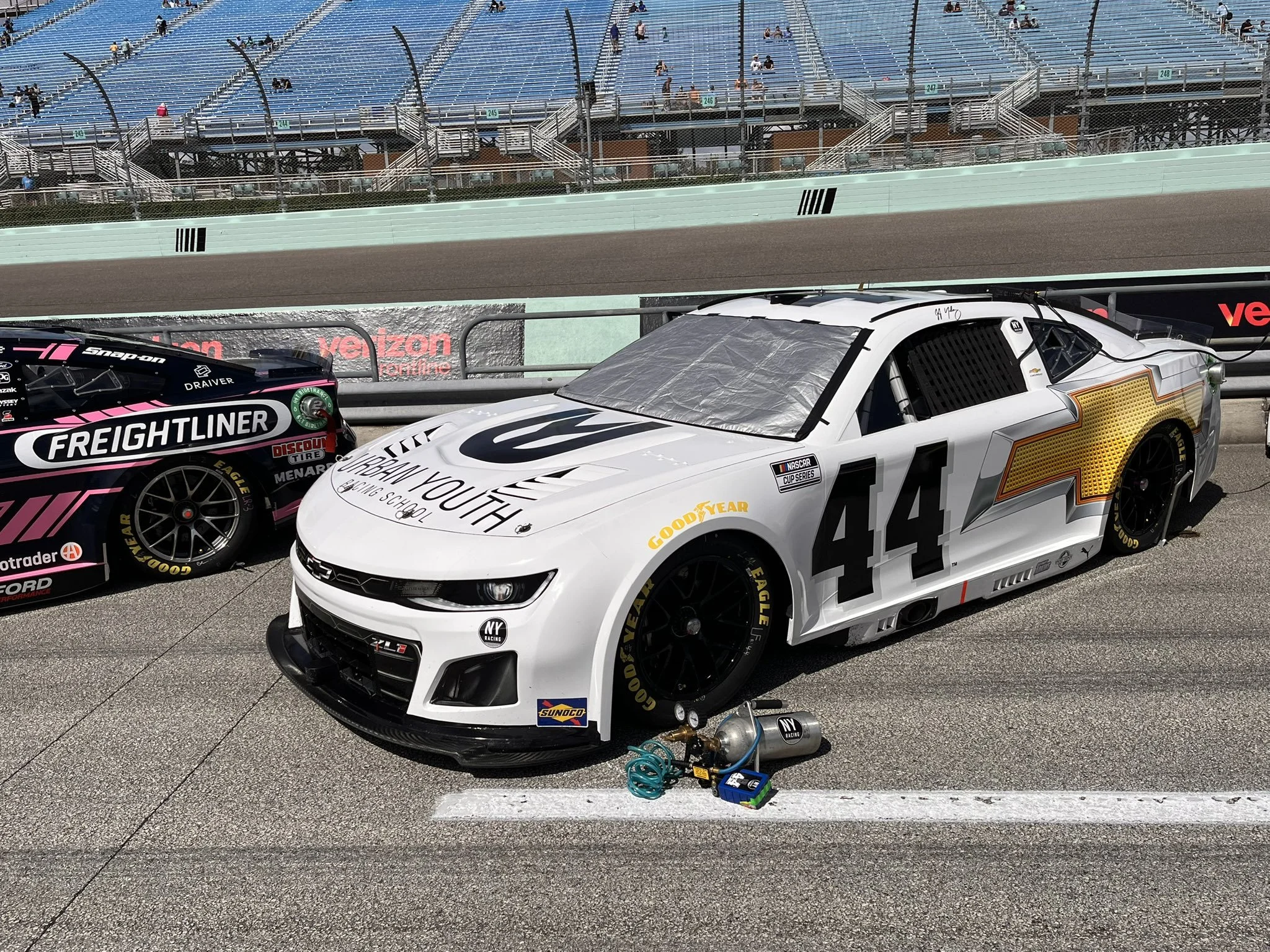CUP: J.J. Yeley nearly sets new laps completed record in Homestead