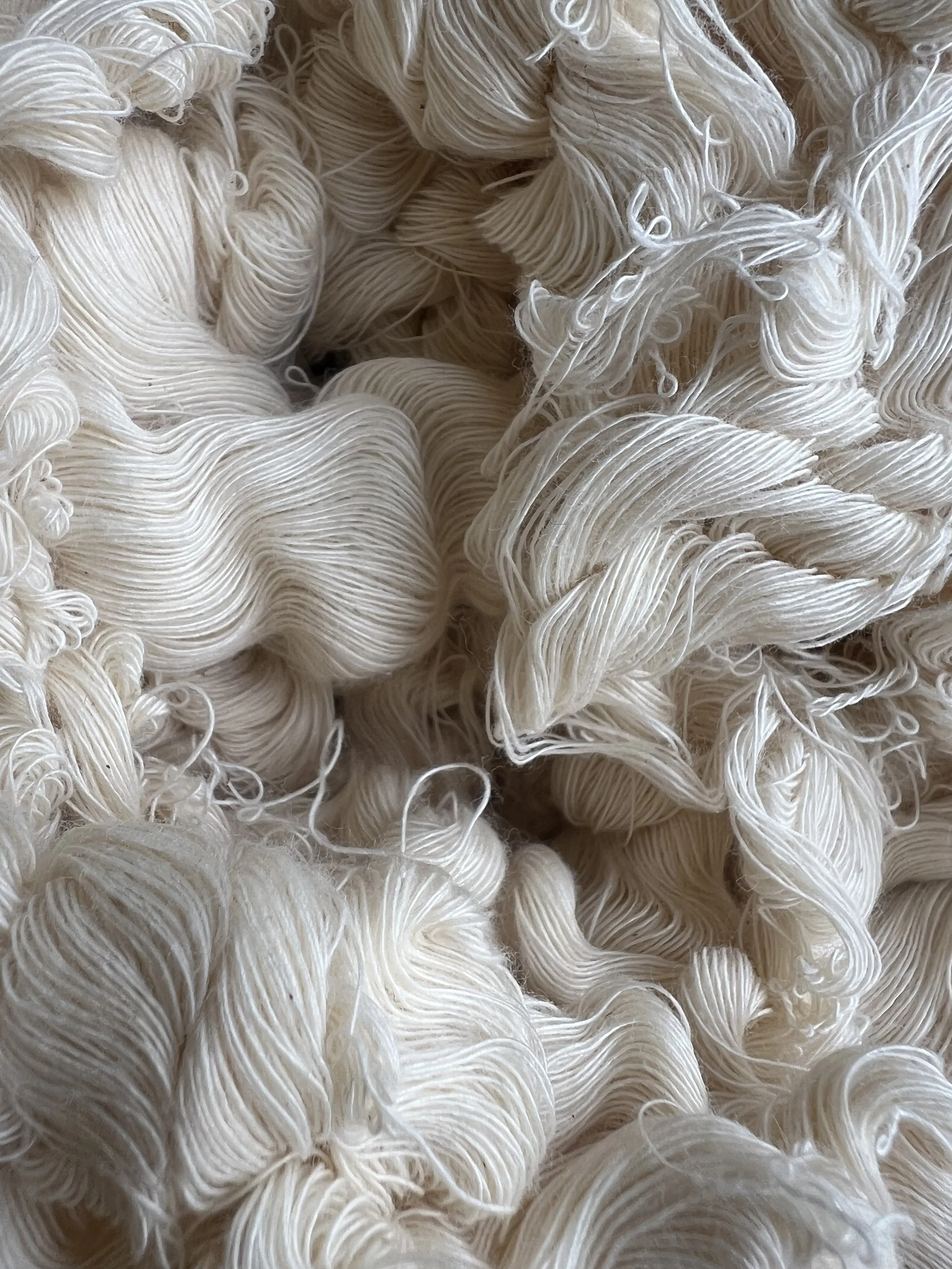 ustupi-normal cotton yarn 1.jpeg