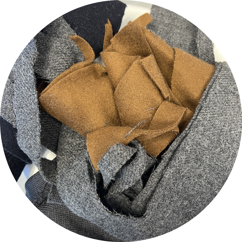 THUMB-100% wool clips