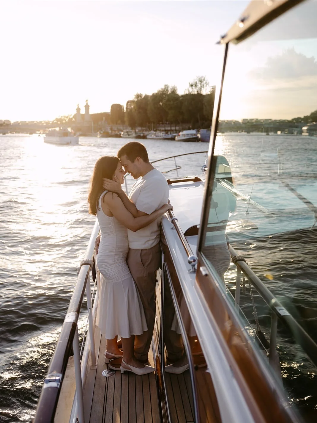 A Paris wedding proposal on the Seine at sunset, right in front of Notre Dame. 💍✨ 
On their first trip to Paris, he asked the question aboard a private boat with a magnificent autumn sunset. When she said &ldquo;yes&rdquo;, the entire city seemed to