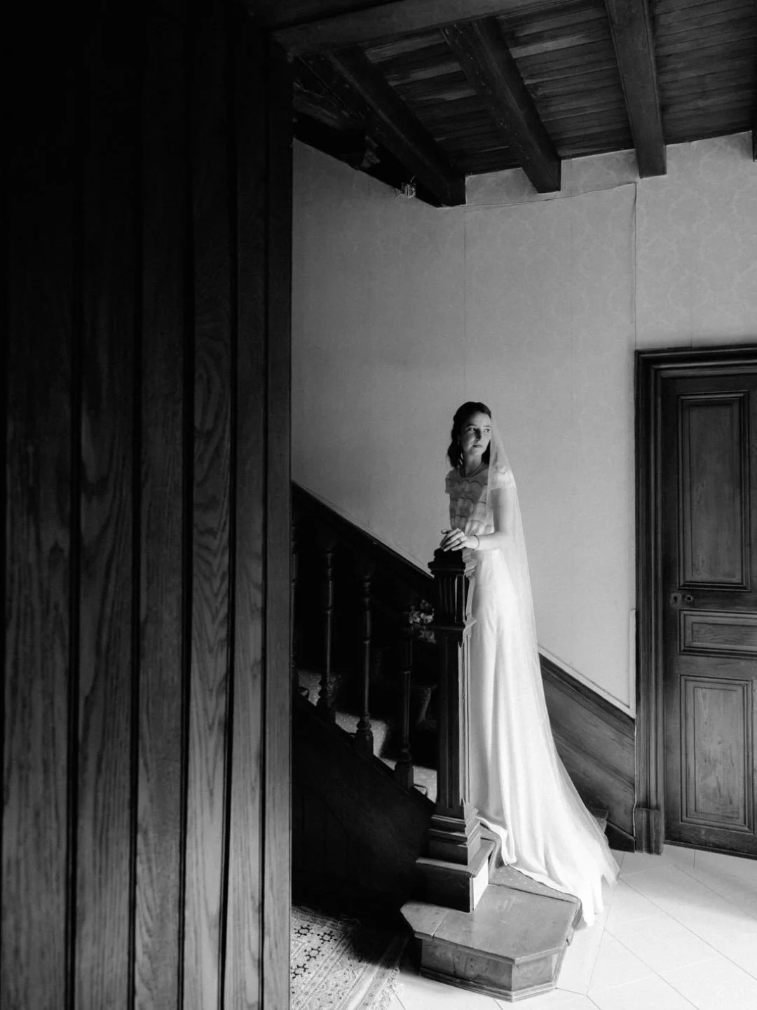 If you don&rsquo;t know what a fairytale is, let my introduce you to Vaughan &amp; Xavier&rsquo;s wedding at the enchanted Chateau de Pordor. 

This wedding was the very definition of softness and elegance, all wrapped in so much emotion and love. ❤️