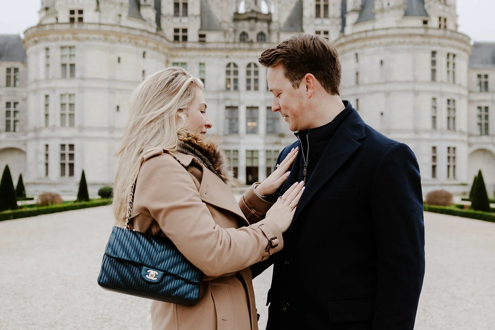 chateau-de-chambord-winter-marriage-proposal-france00013.jpg