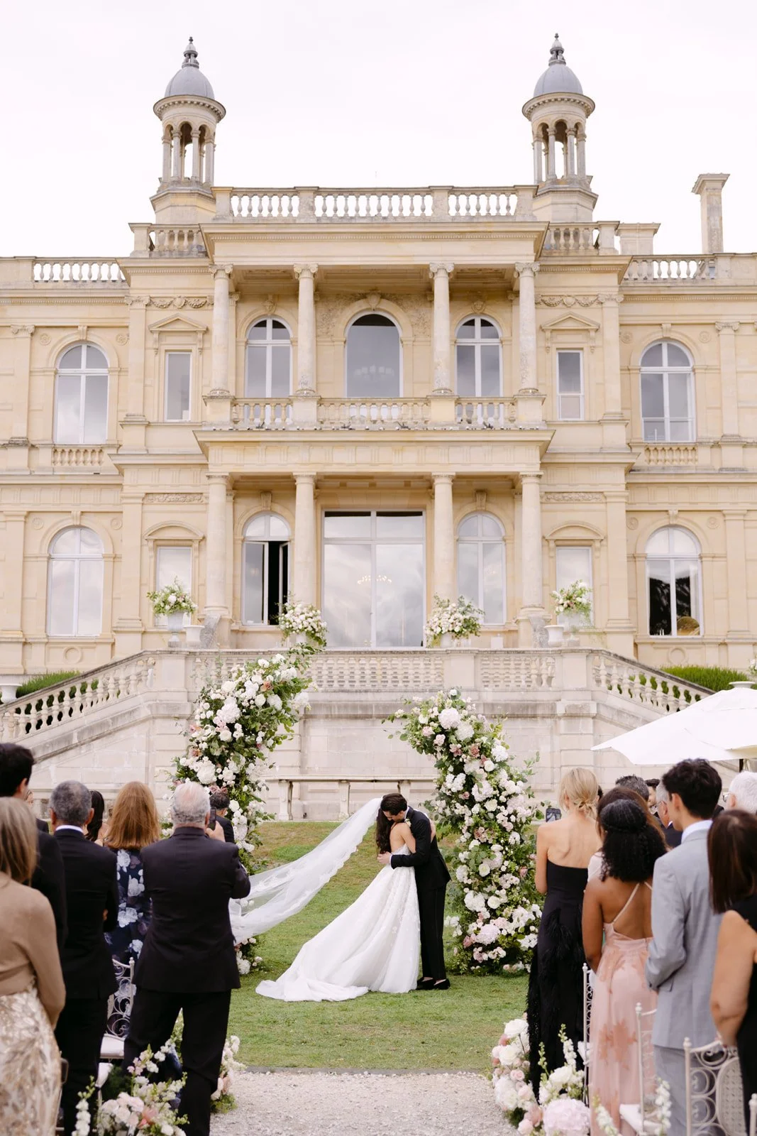 paris-provence-loire-valley-wedding-photographer-solene-lagant-00097.jpg