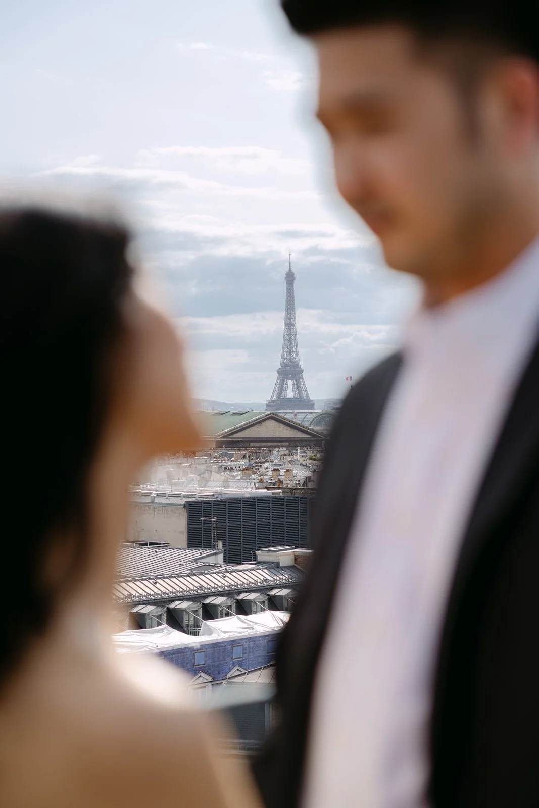 paris-pre-wedding-photoshoot-couple-photographer-00005.jpg