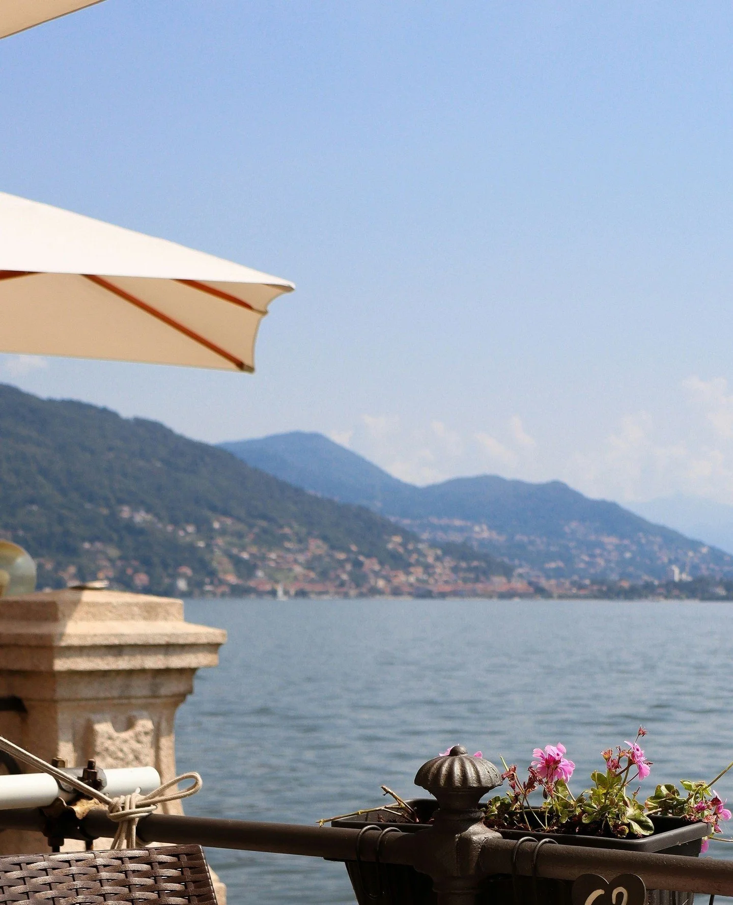 Dreaming of a European summer spent in Verbano, Italy.☁️