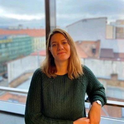 Kriszta Tutas sharing her testimonial for Bruno Morgante as a Coach and Mentor