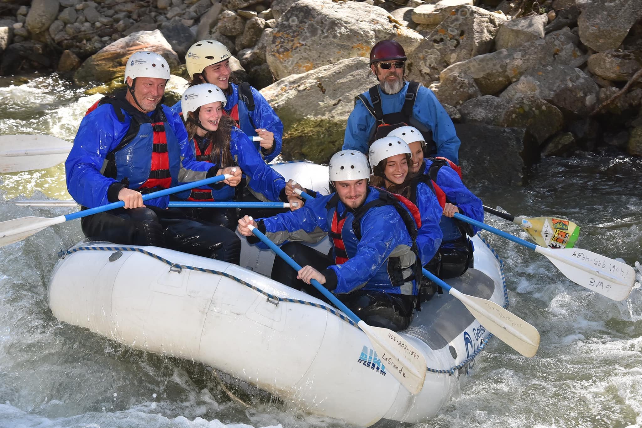 rafting.jpg