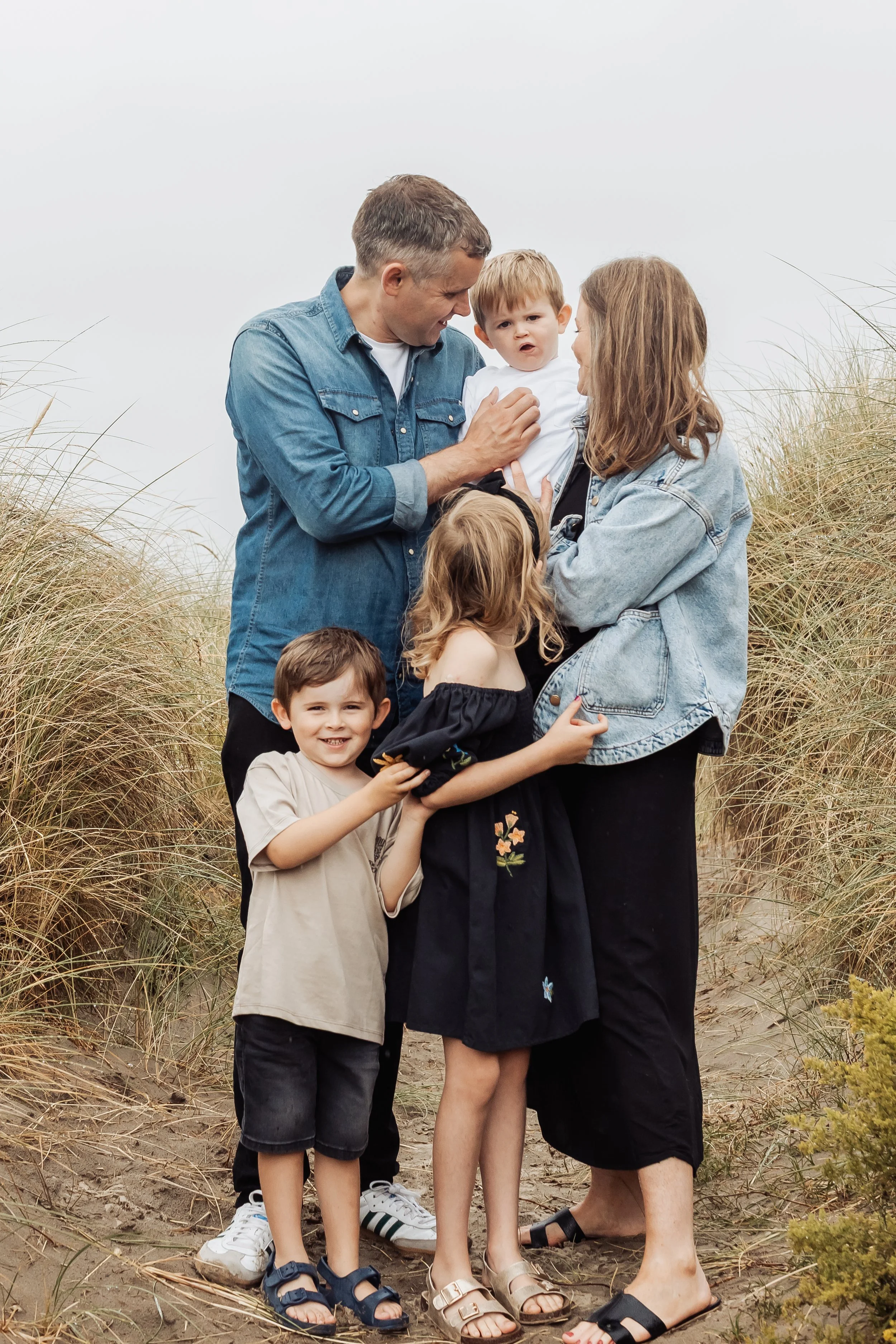 Familyphotos2025-02.jpg