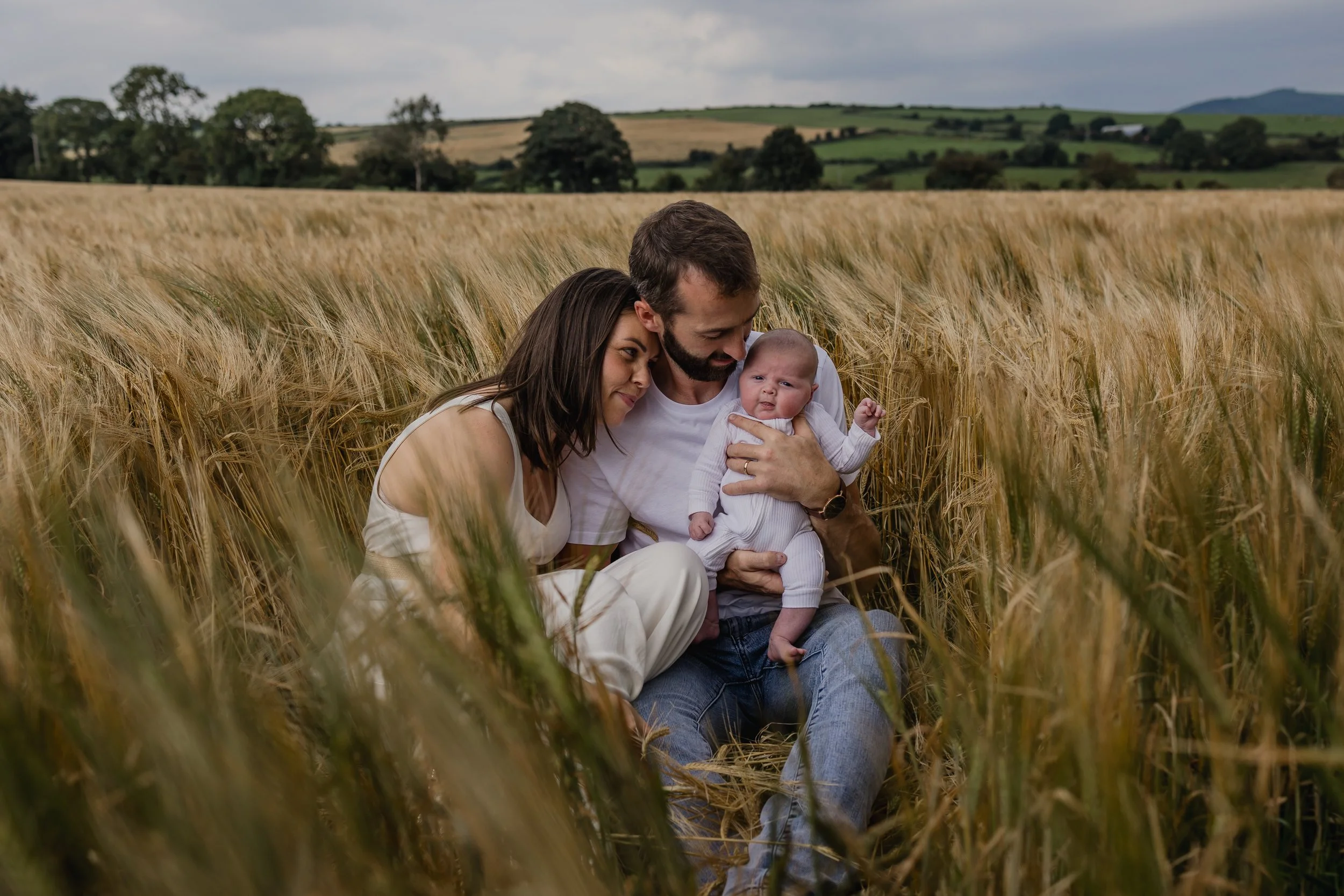 Dublin family photographer captures family of 3