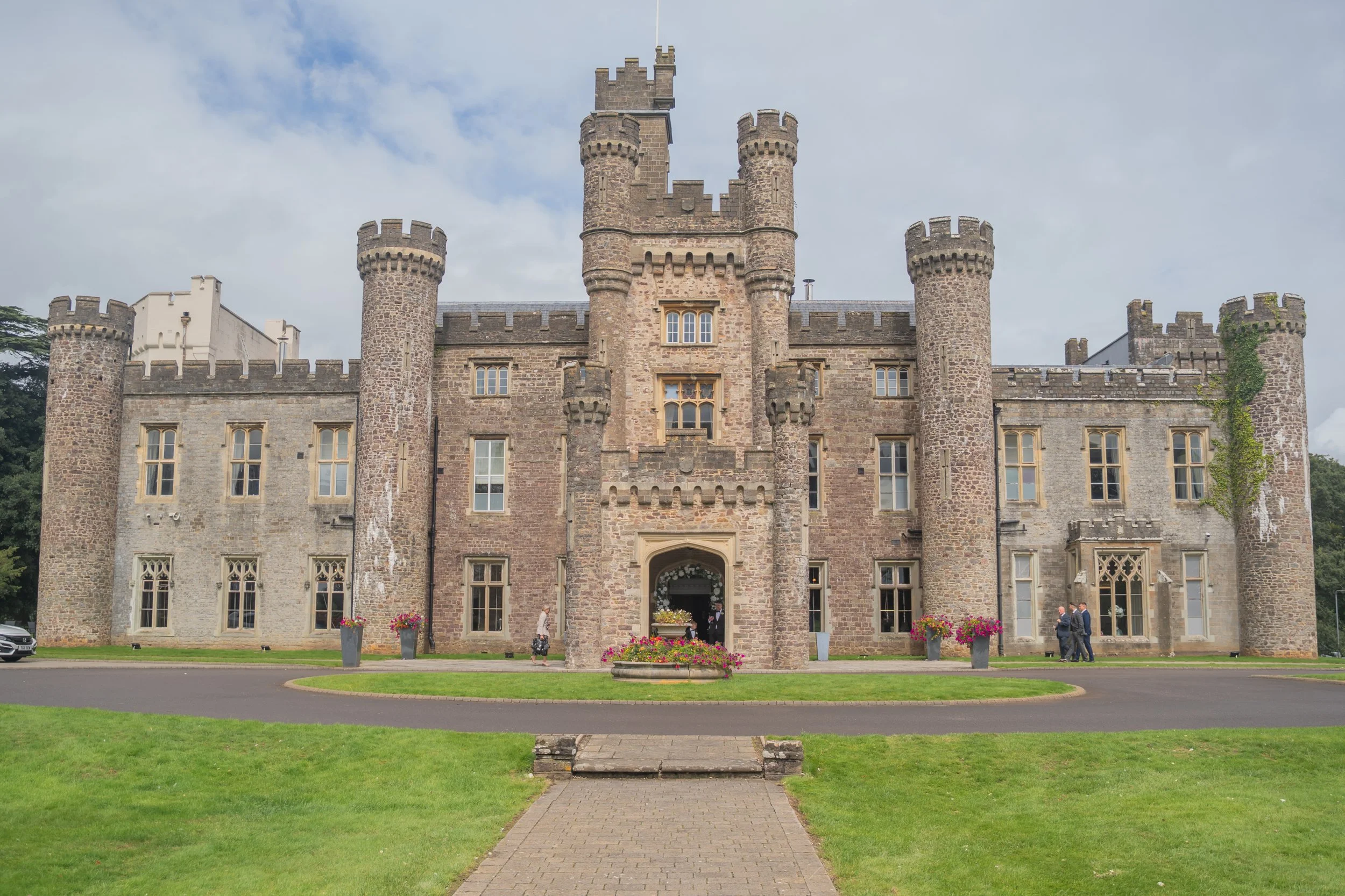 Steffan & Bethany at Hensol Castle by Capture The Moment Cwmbran