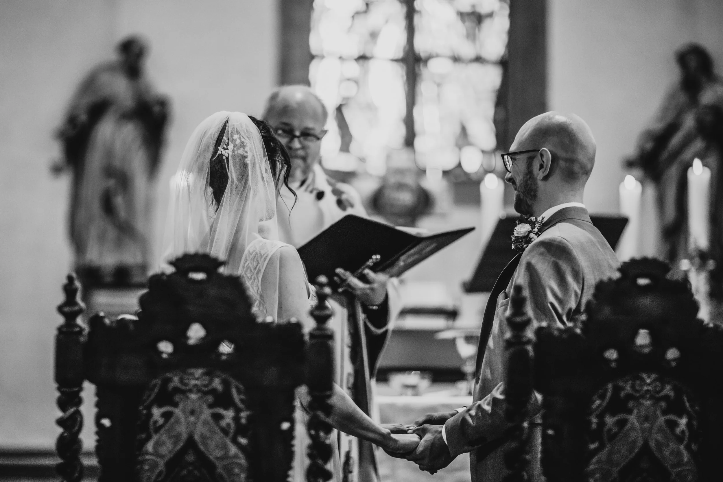 Christina&Oliver-0149BW.jpg