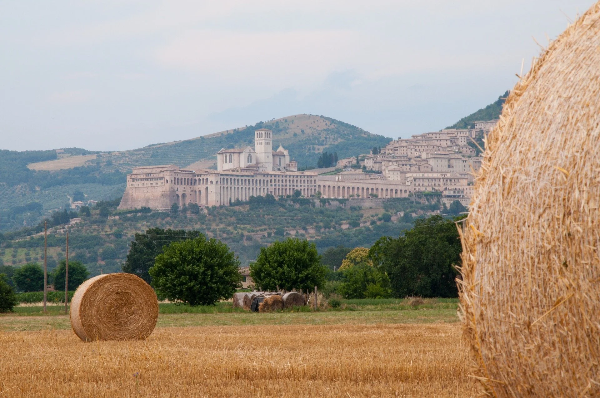 EU-Italy-Assisi-2552419_1920.jpg