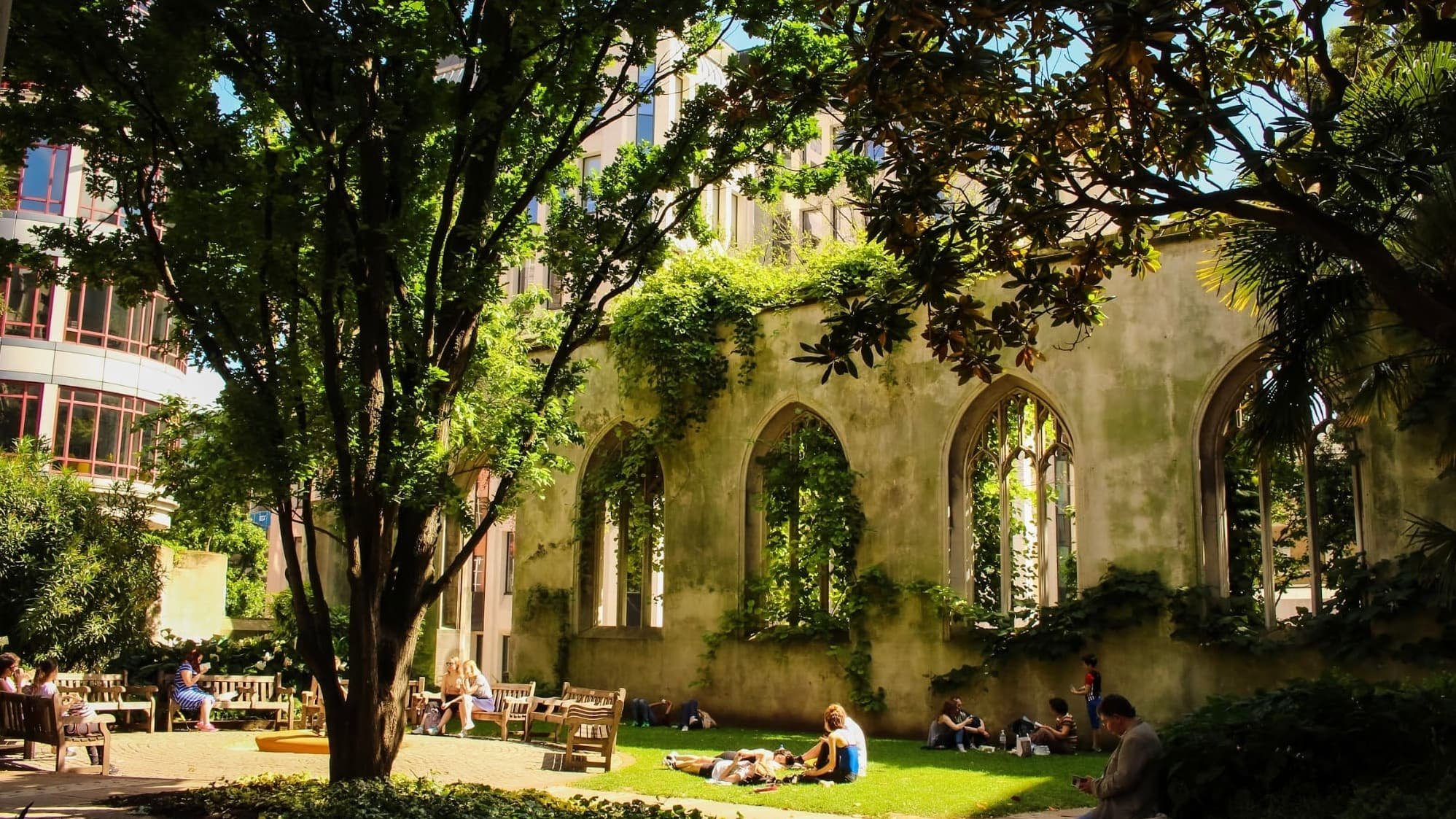 Curated London (General) Optimised 2.jpg