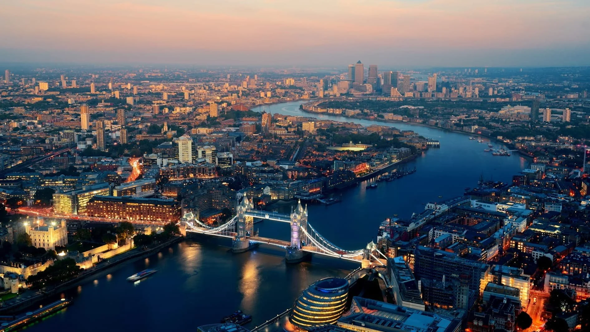 Curated London (General) Optimised 9.jpg