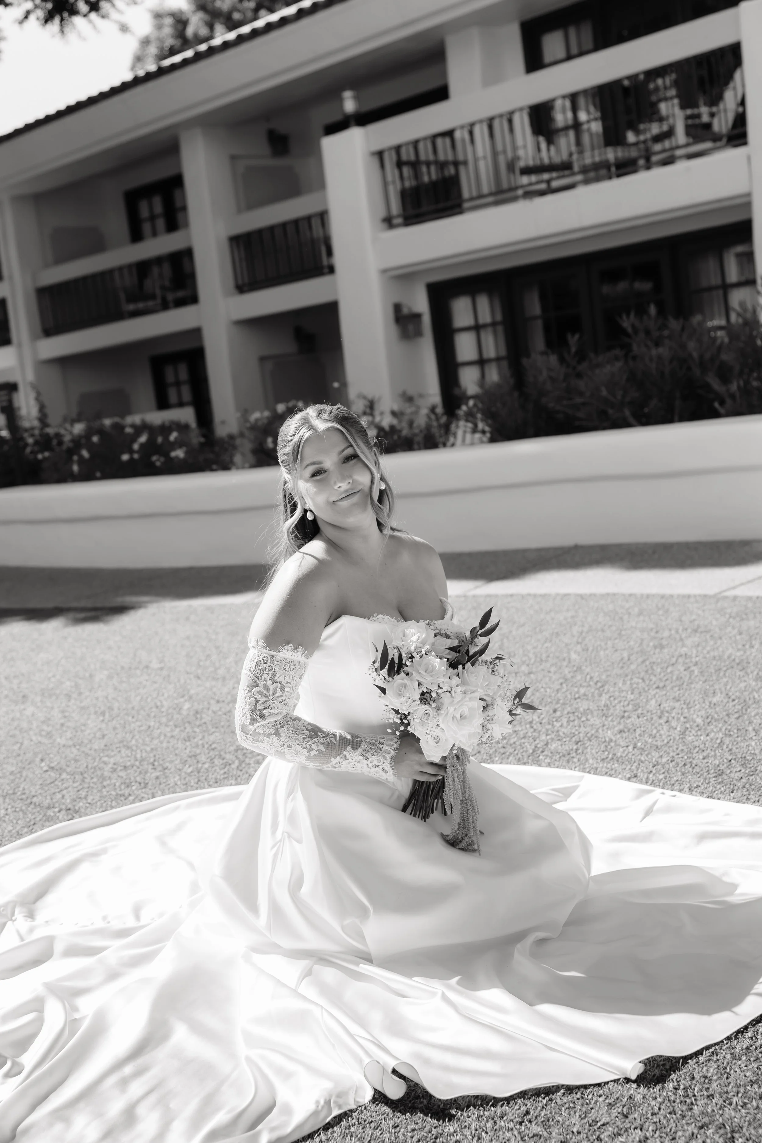 BreezyBPhoto-Godfrey-Wedding-221.jpg