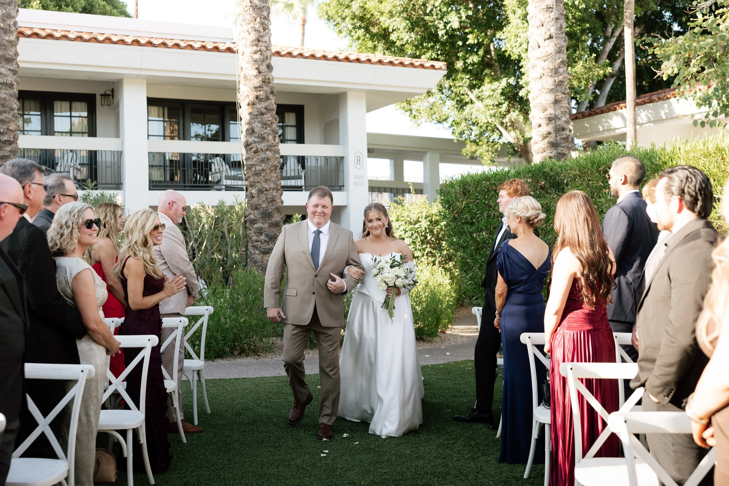 BreezyBPhoto-Godfrey-Wedding-450.jpg