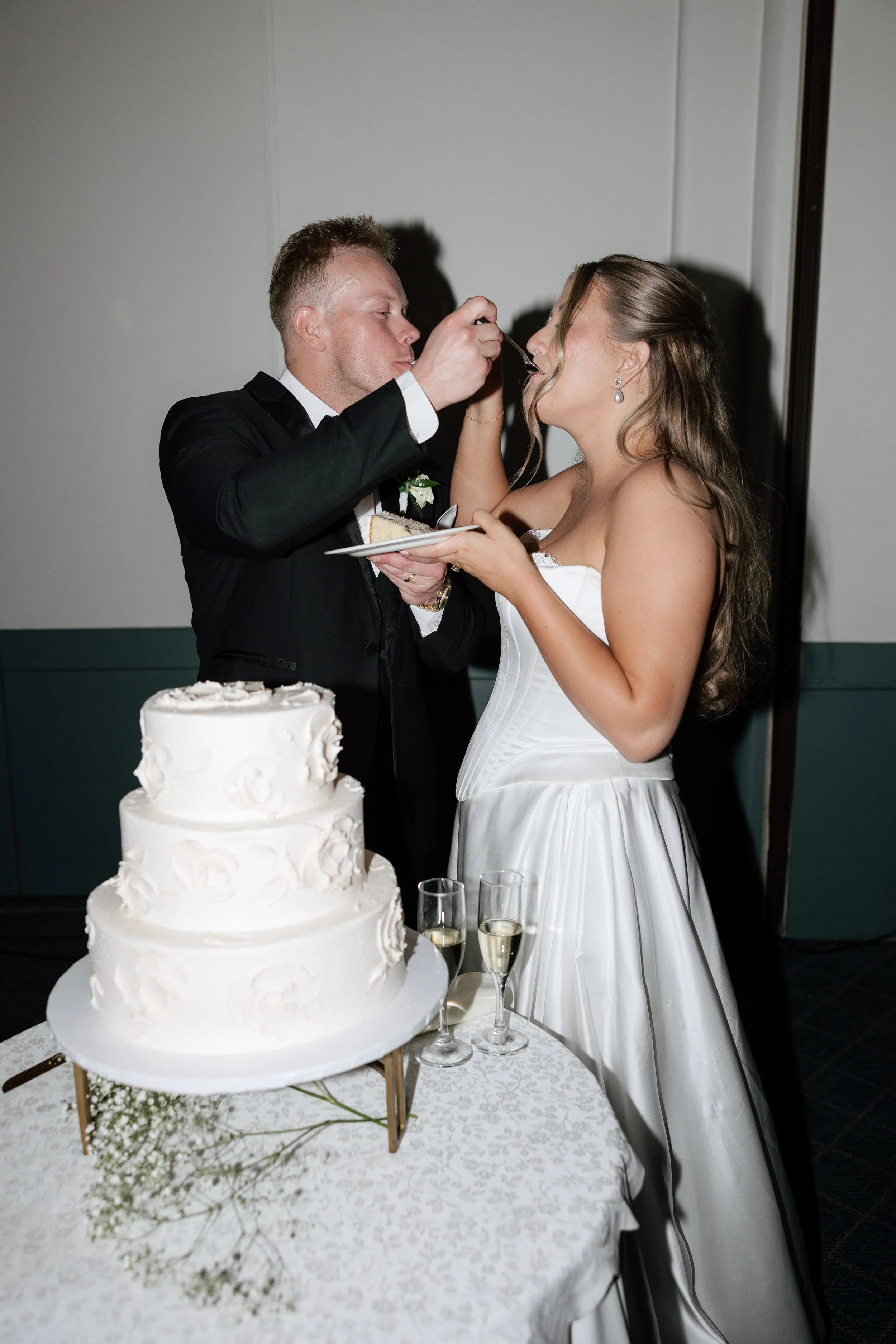 BreezyBPhoto-Godfrey-Wedding-826.jpg