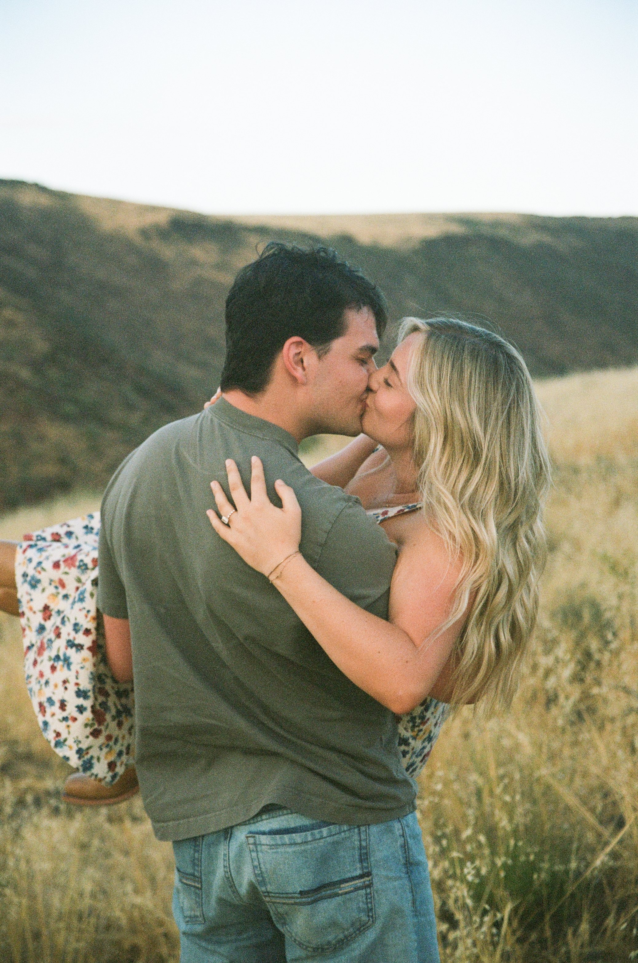 BreezyBPhoto-CH-Engagement-Film-19.jpg