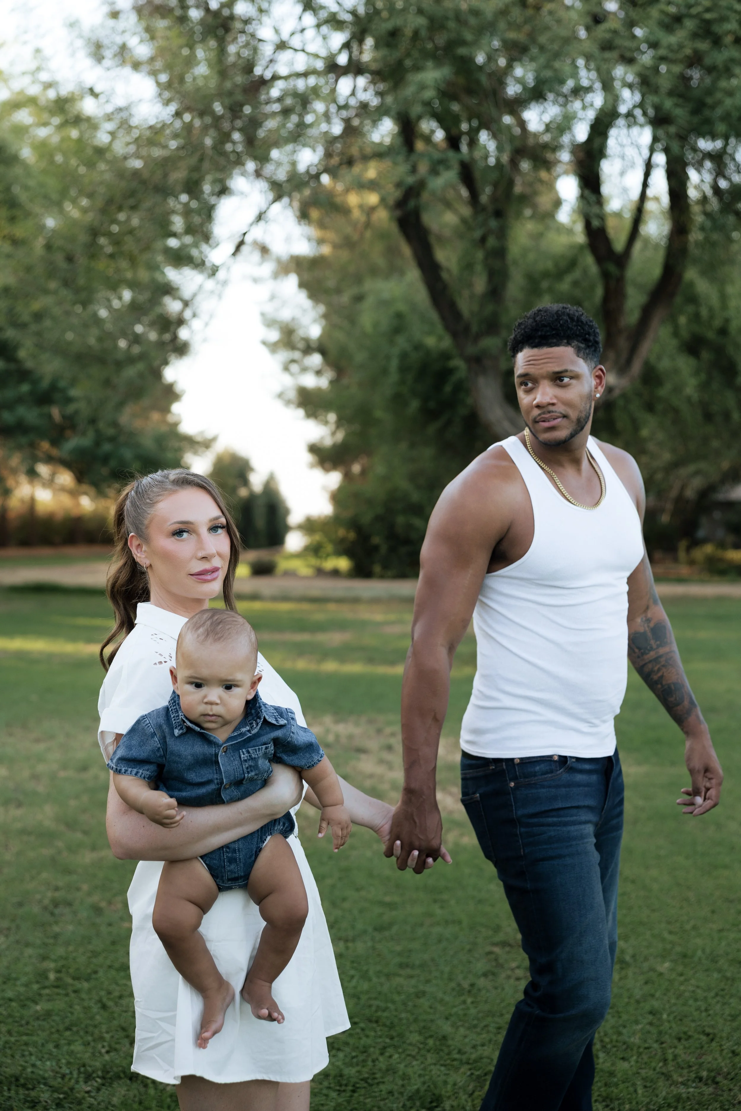 Arizona family photography session with parents and baby