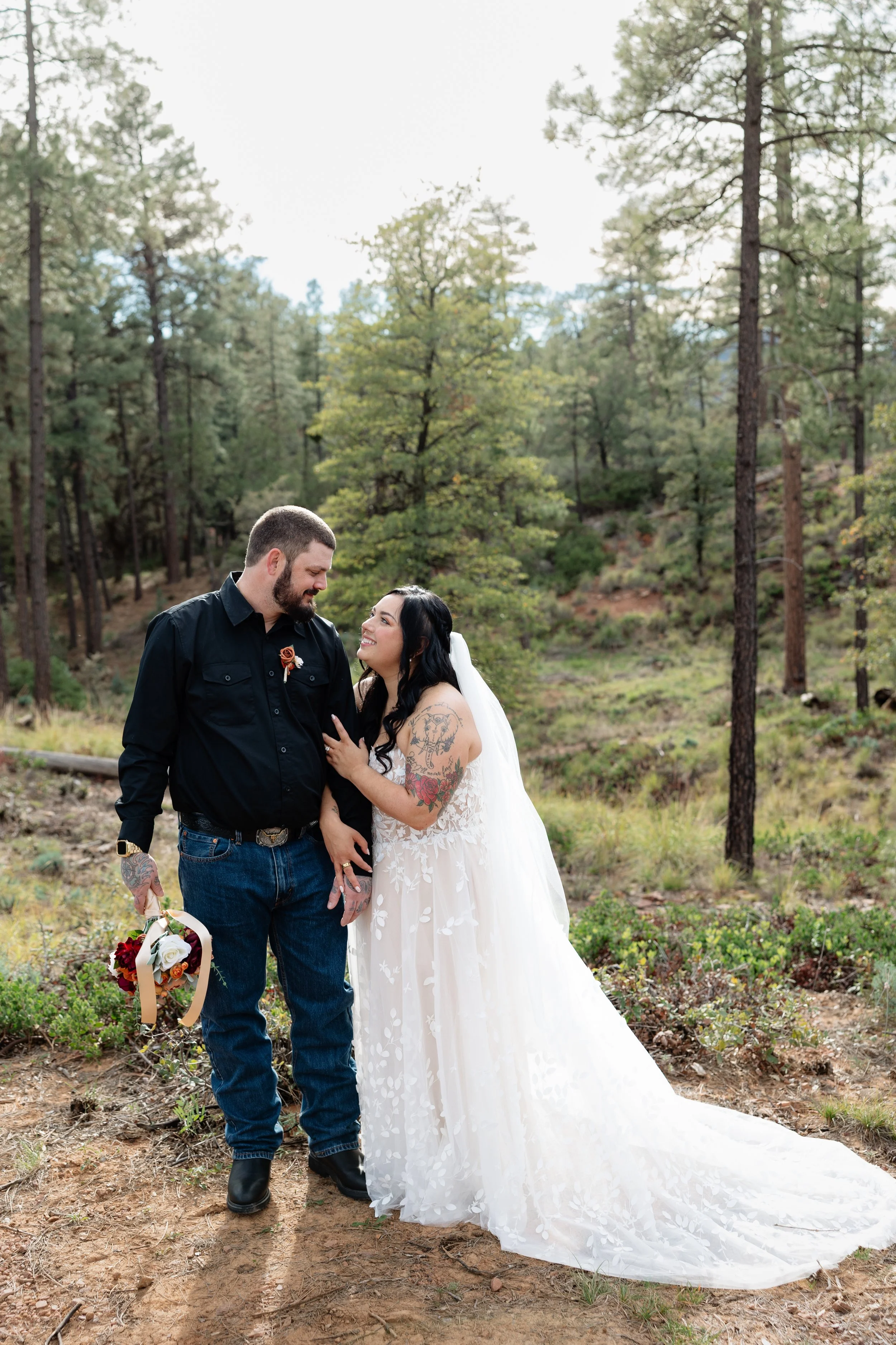 arizona wedding photographer in strawberry